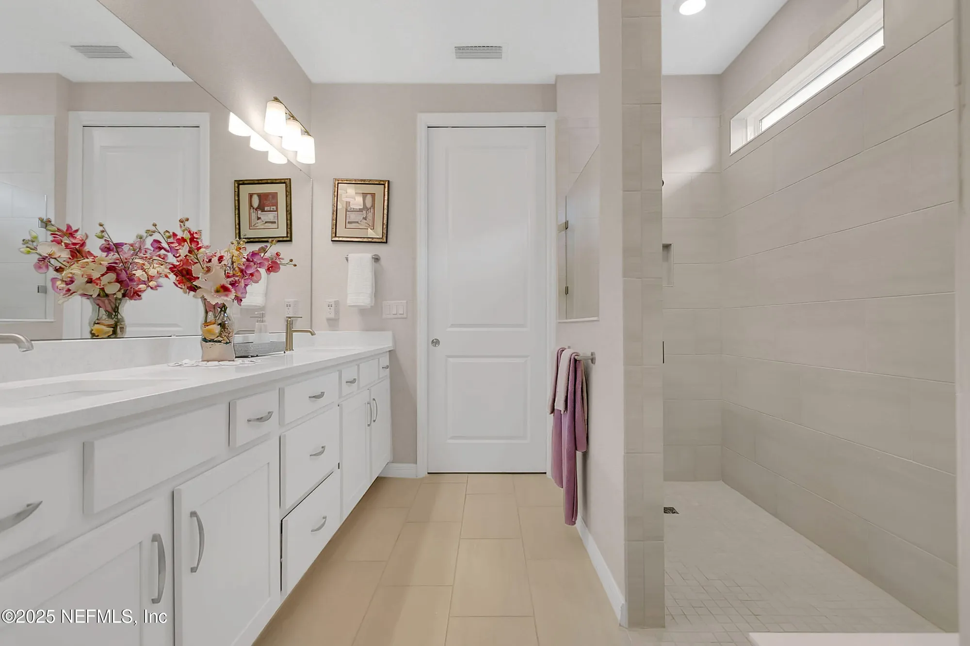 Property Slideshow image 16 of 35 | 10817 kentworth way, Jacksonville, FL, 32256