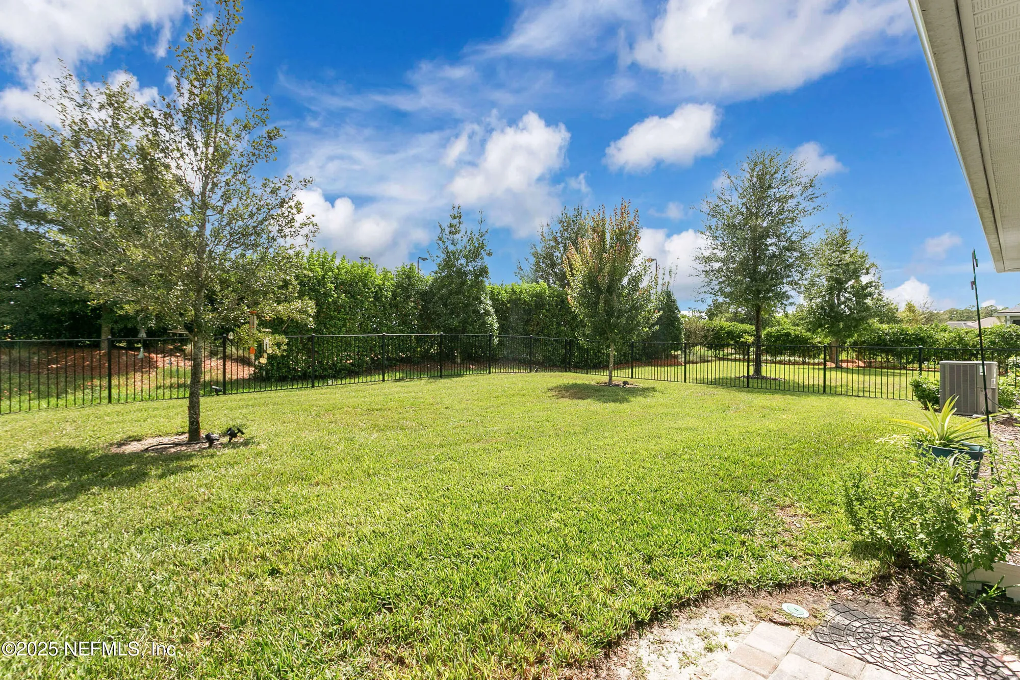 Property Slideshow image 24 of 35 | 10817 kentworth way, Jacksonville, FL, 32256