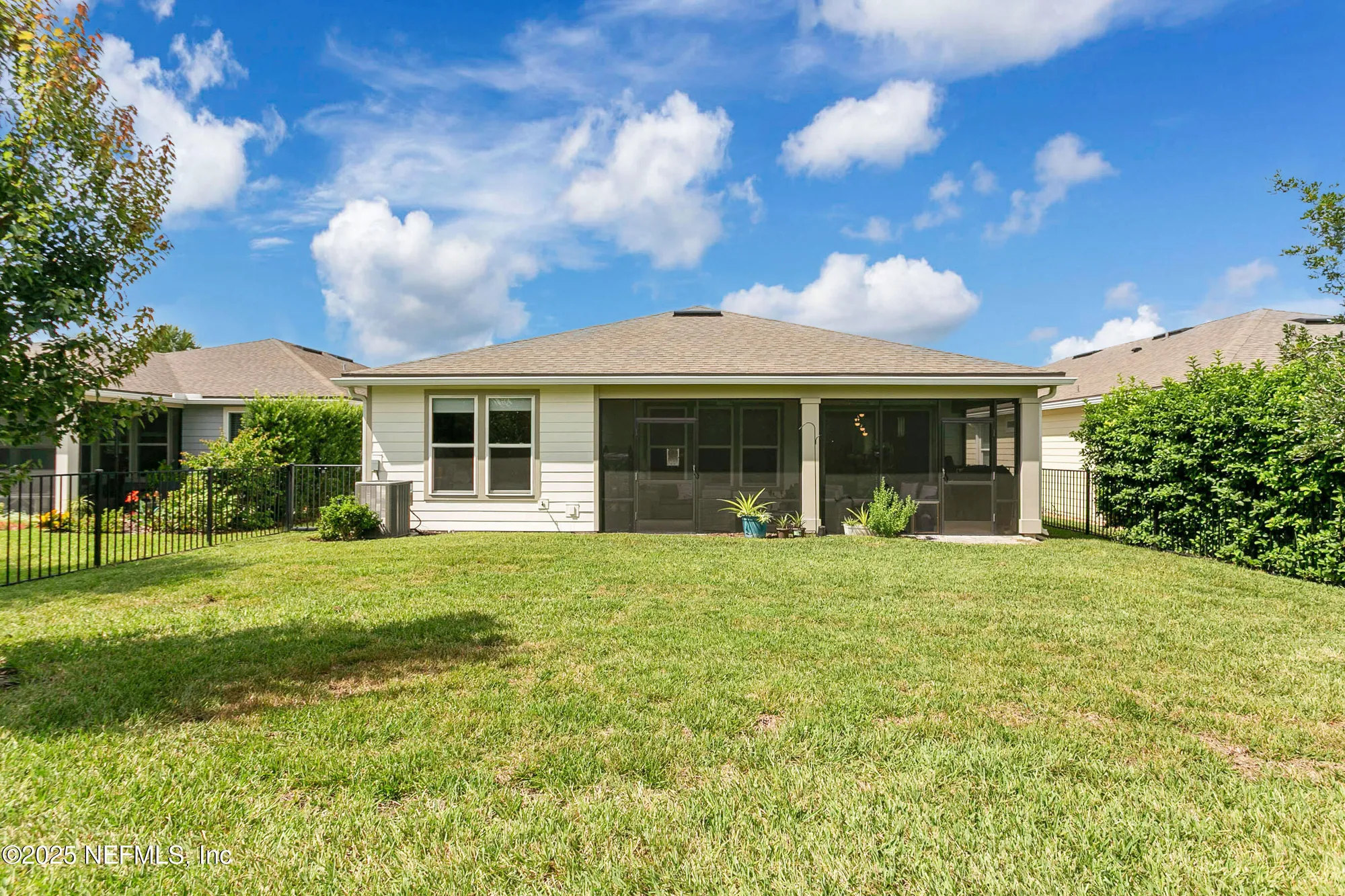 Property Slideshow image 25 of 35 | 10817 kentworth way, Jacksonville, FL, 32256