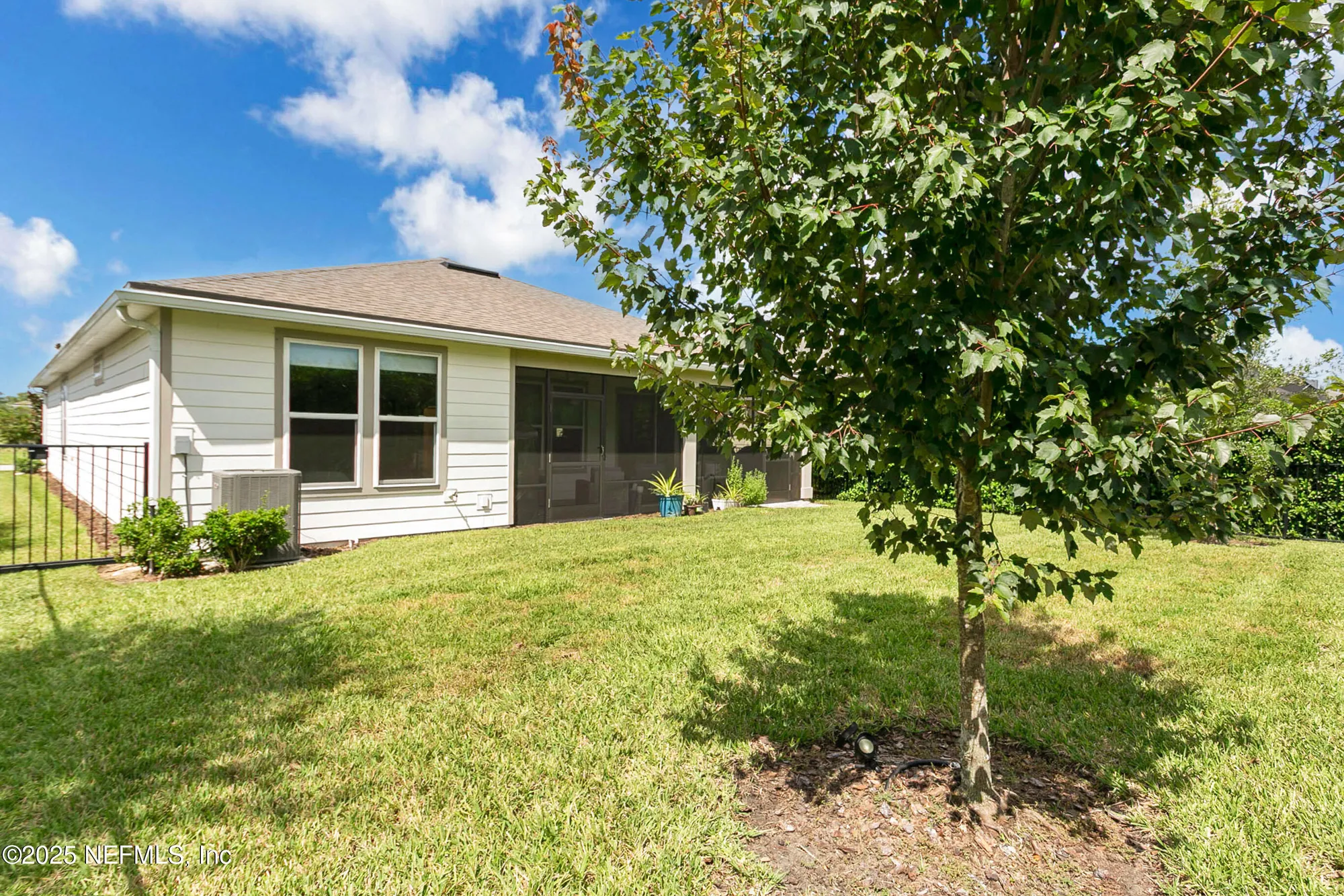 Property Slideshow image 26 of 35 | 10817 kentworth way, Jacksonville, FL, 32256