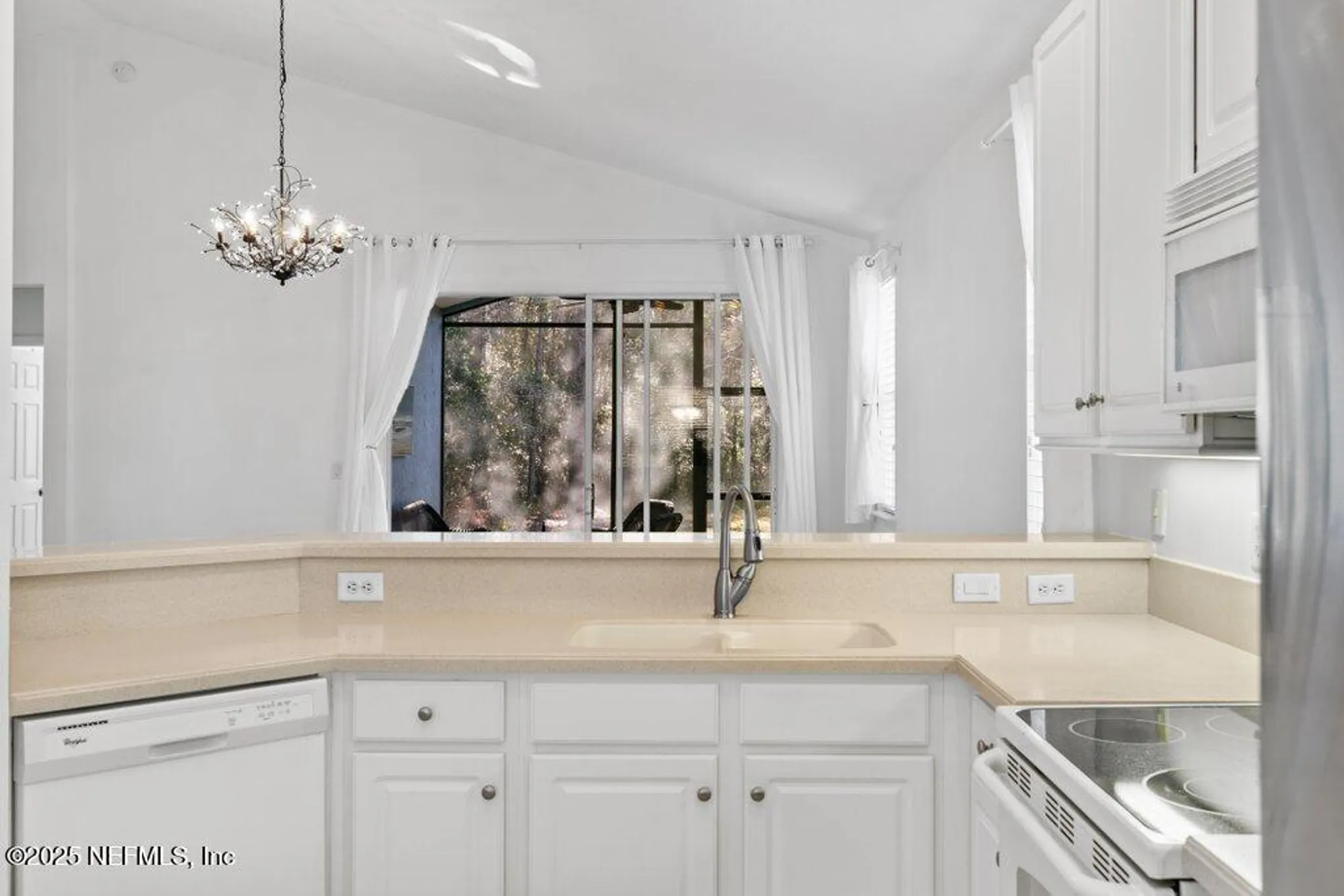 Property Slideshow image 7 of 43 | 636 copperhead cir, Saint Augustine, FL, 32092