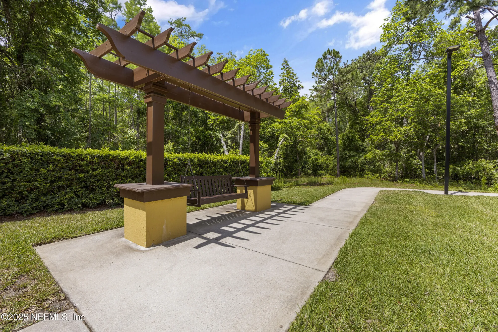 Property Slideshow image 43 of 48 | 11895 surfbird cir # 11a, Jacksonville, FL, 32256