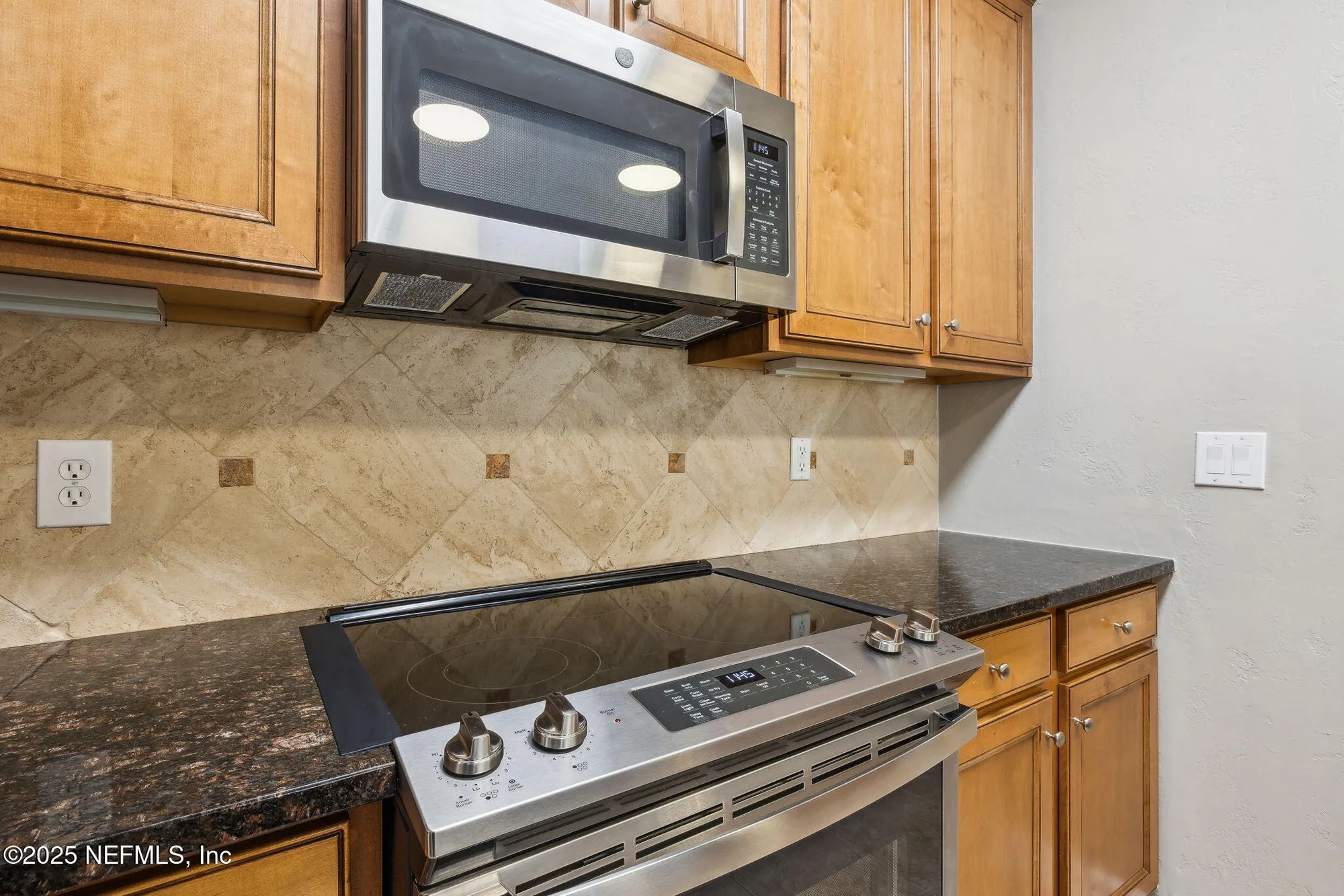 Property Slideshow image 16 of 101 | 9831 del webb pkwy unit 3302, Jacksonville, FL, 32256