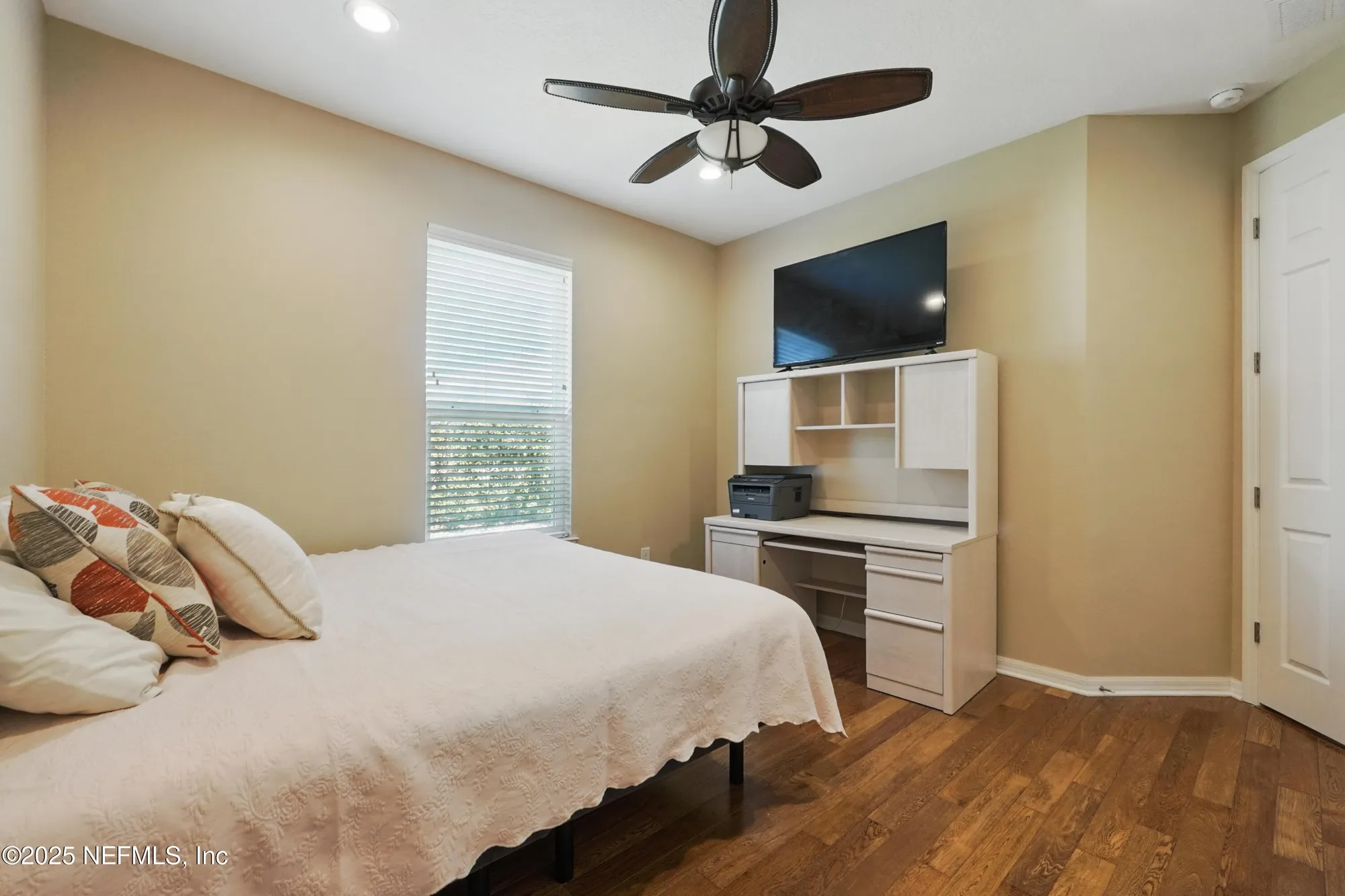 Property Slideshow image 31 of 44 | 702 torrey pines way, Poinciana, FL, 34759