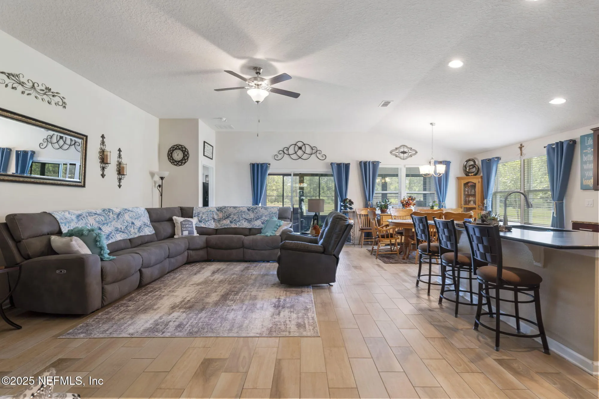 Property Slideshow image 5 of 50 | 4368 green river pl, Middleburg, FL, 32068