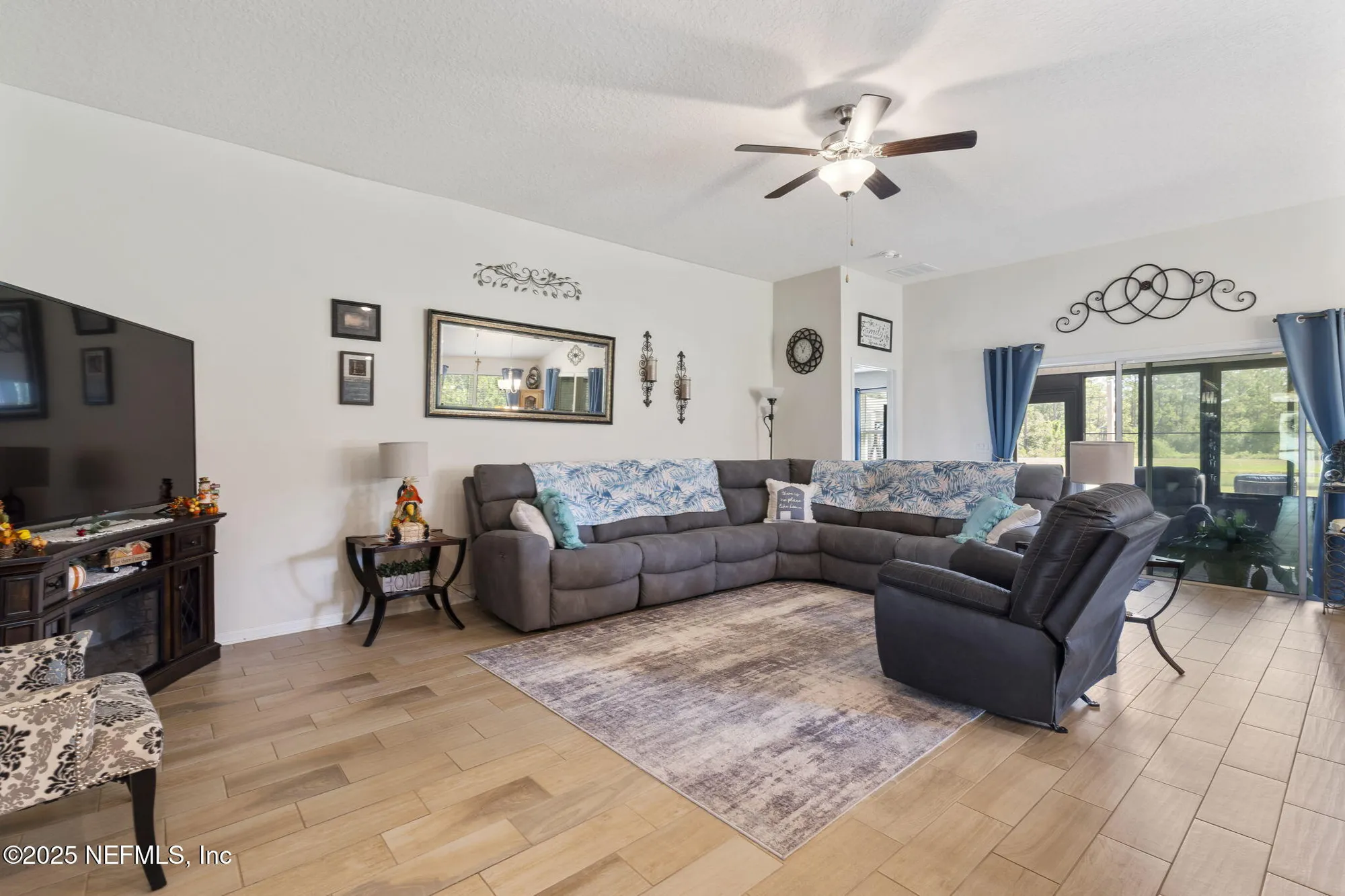 Property Slideshow image 6 of 50 | 4368 green river pl, Middleburg, FL, 32068