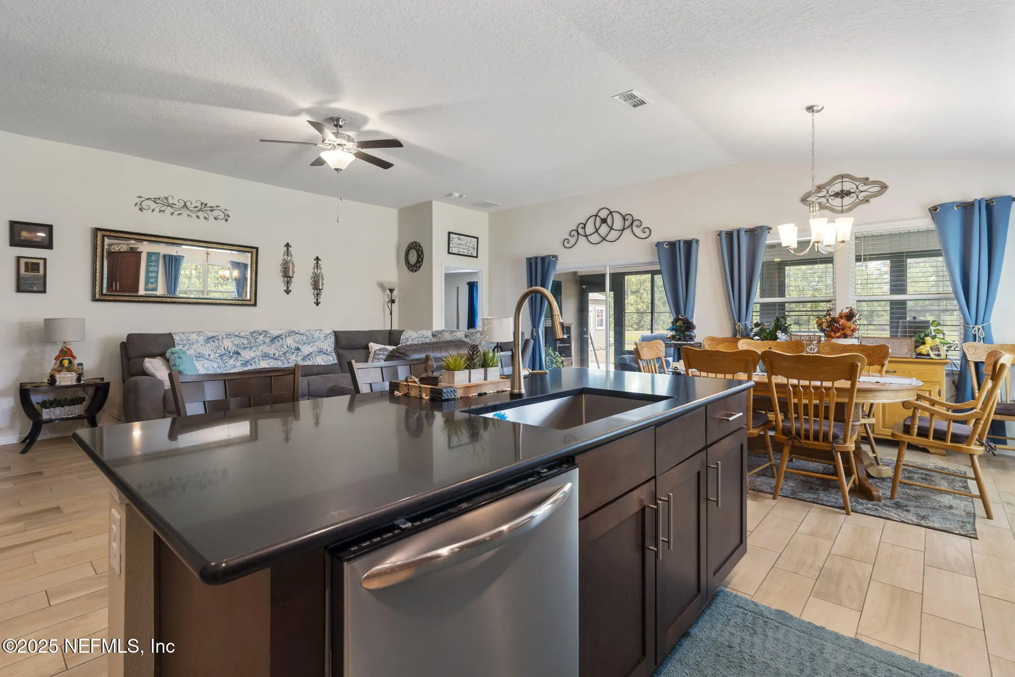 Property Slideshow image 10 of 50 | 4368 green river pl, Middleburg, FL, 32068