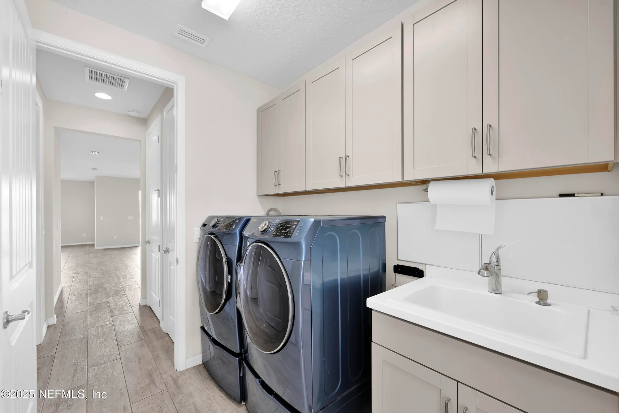 Property Slideshow image 7 of 15 | 107 lantern oak ln, Ponte Vedra, FL, 32081