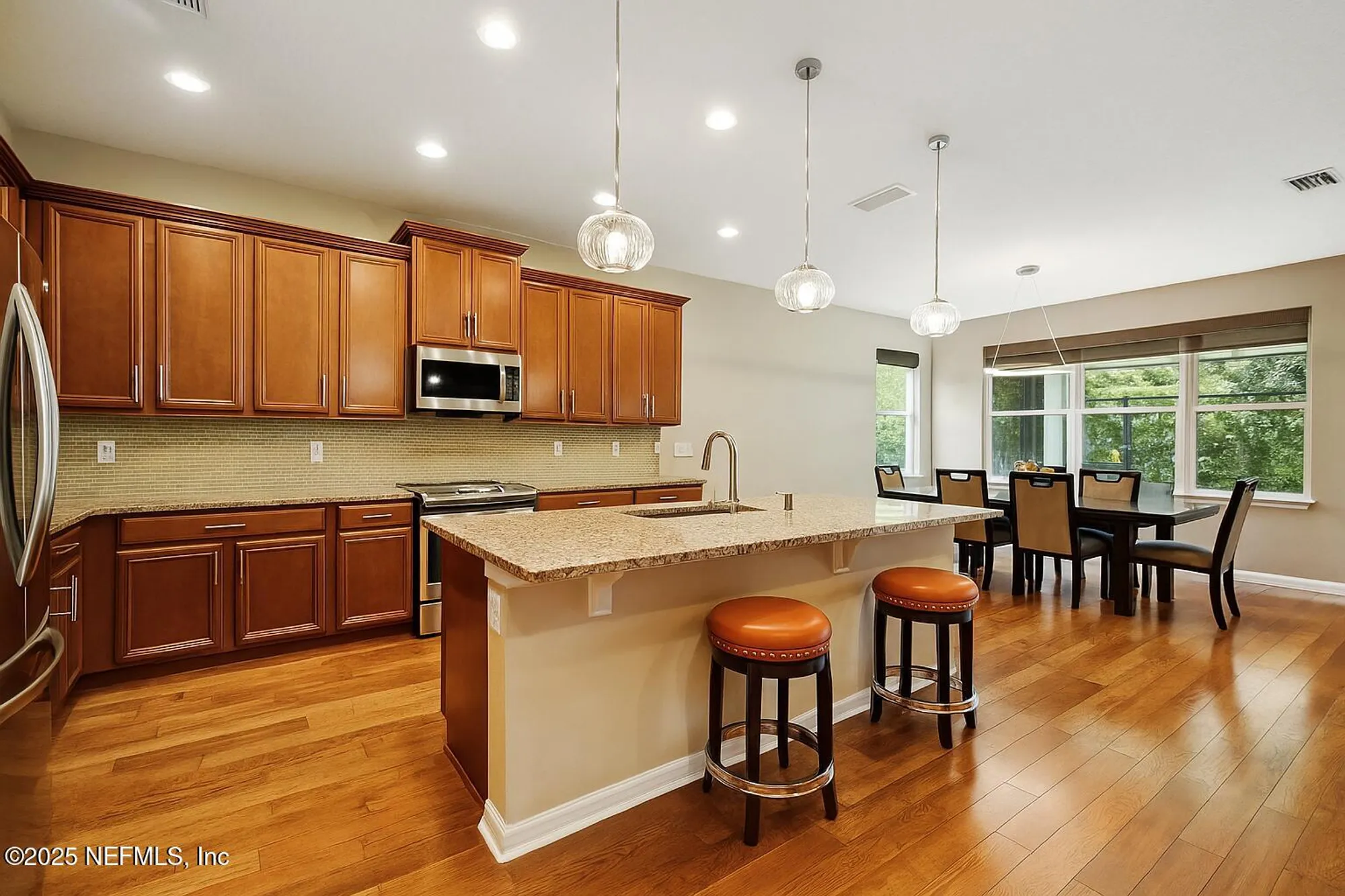 Property Slideshow image 7 of 44 | 702 torrey pines way, Poinciana, FL, 34759