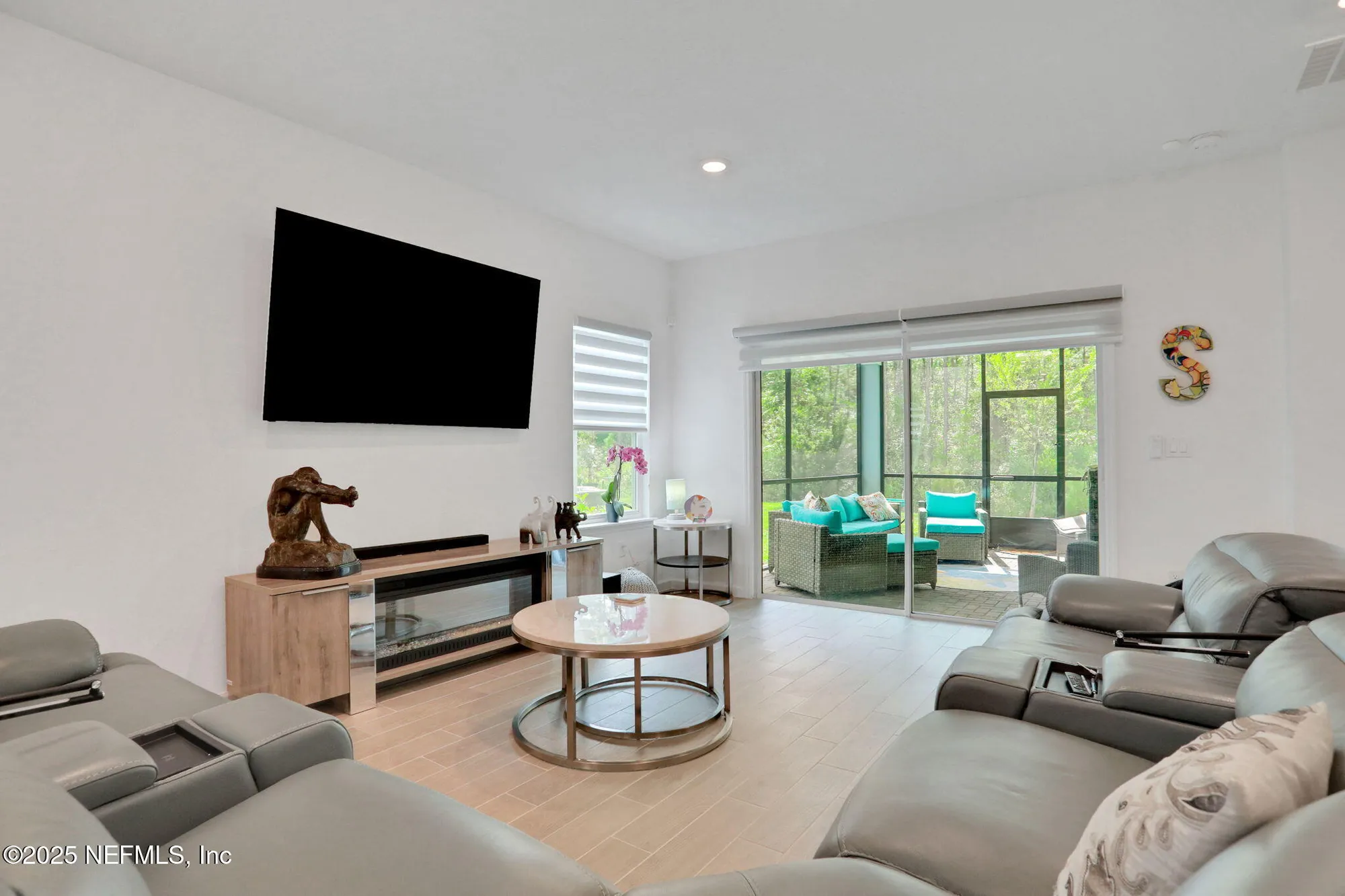 Property Slideshow image 20 of 62 | 75626 pondside ln, Yulee, FL, 32097