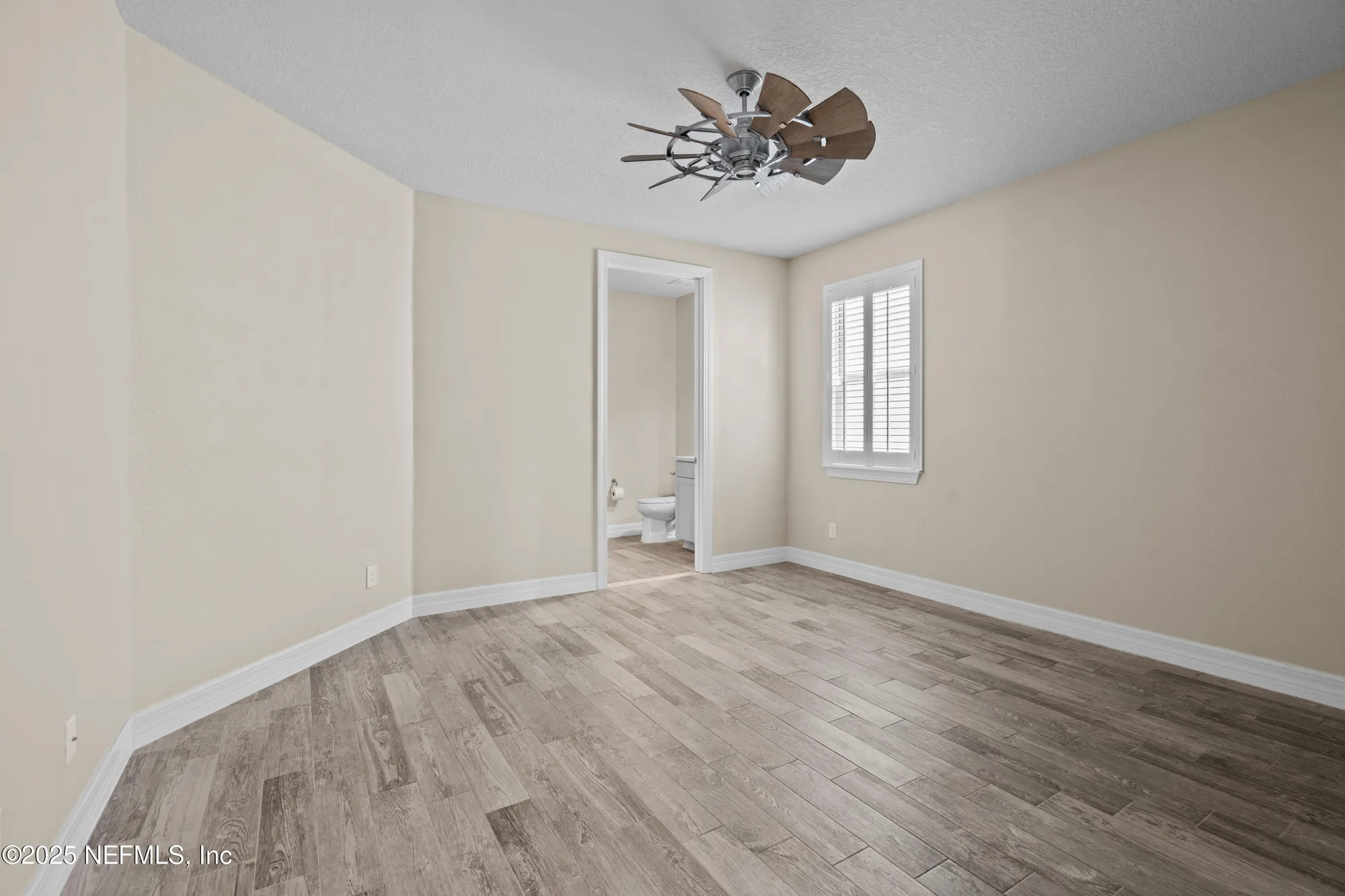 Property Slideshow image 25 of 51 | 435 tree side ln, Ponte Vedra, FL, 32081