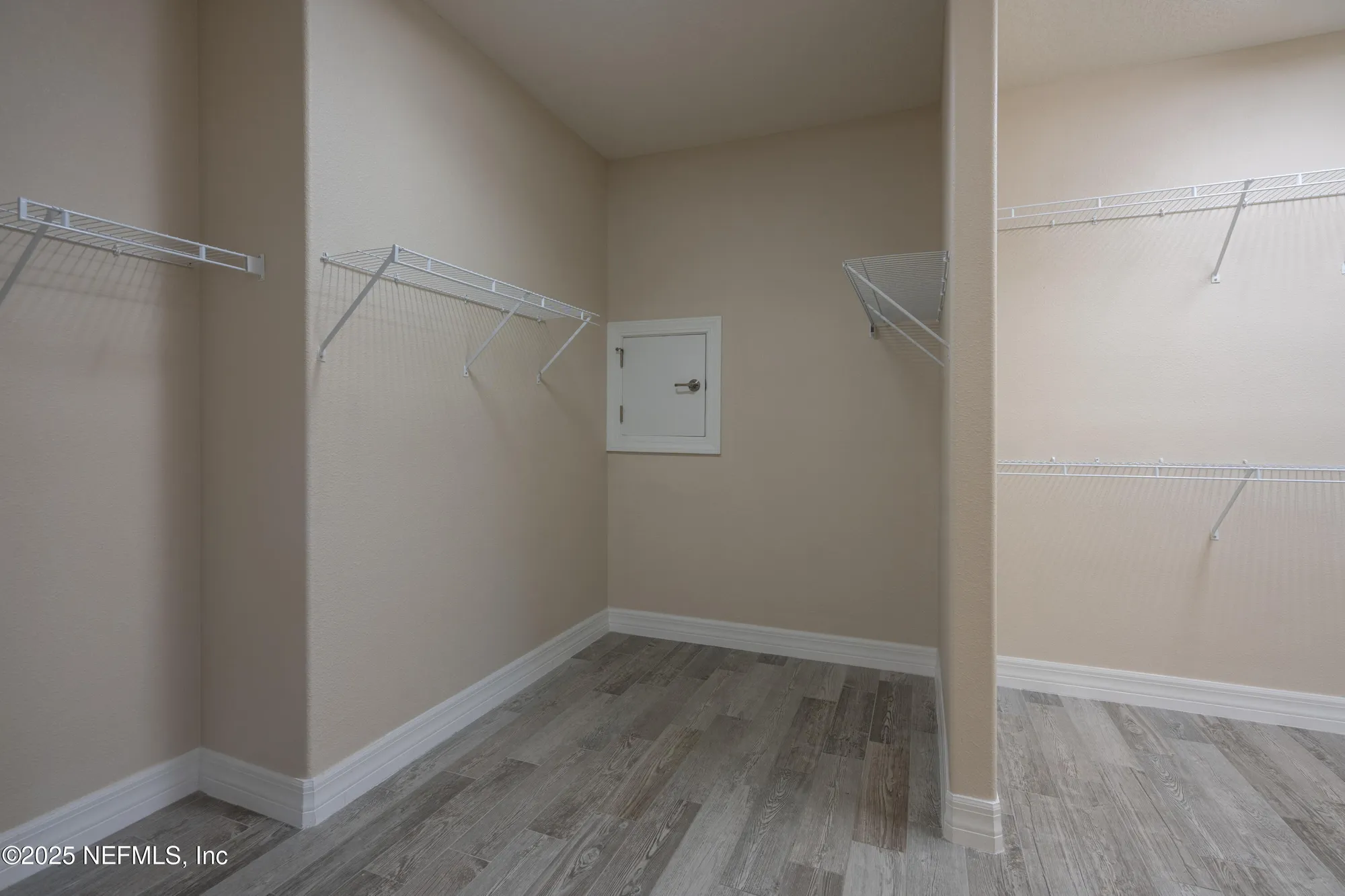 Property Slideshow image 35 of 51 | 435 tree side ln, Ponte Vedra, FL, 32081