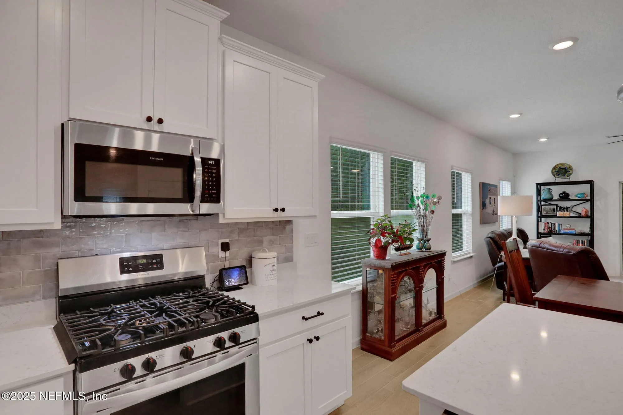 Property Slideshow image 10 of 50 | 75610 pondside ln, Yulee, FL, 32097