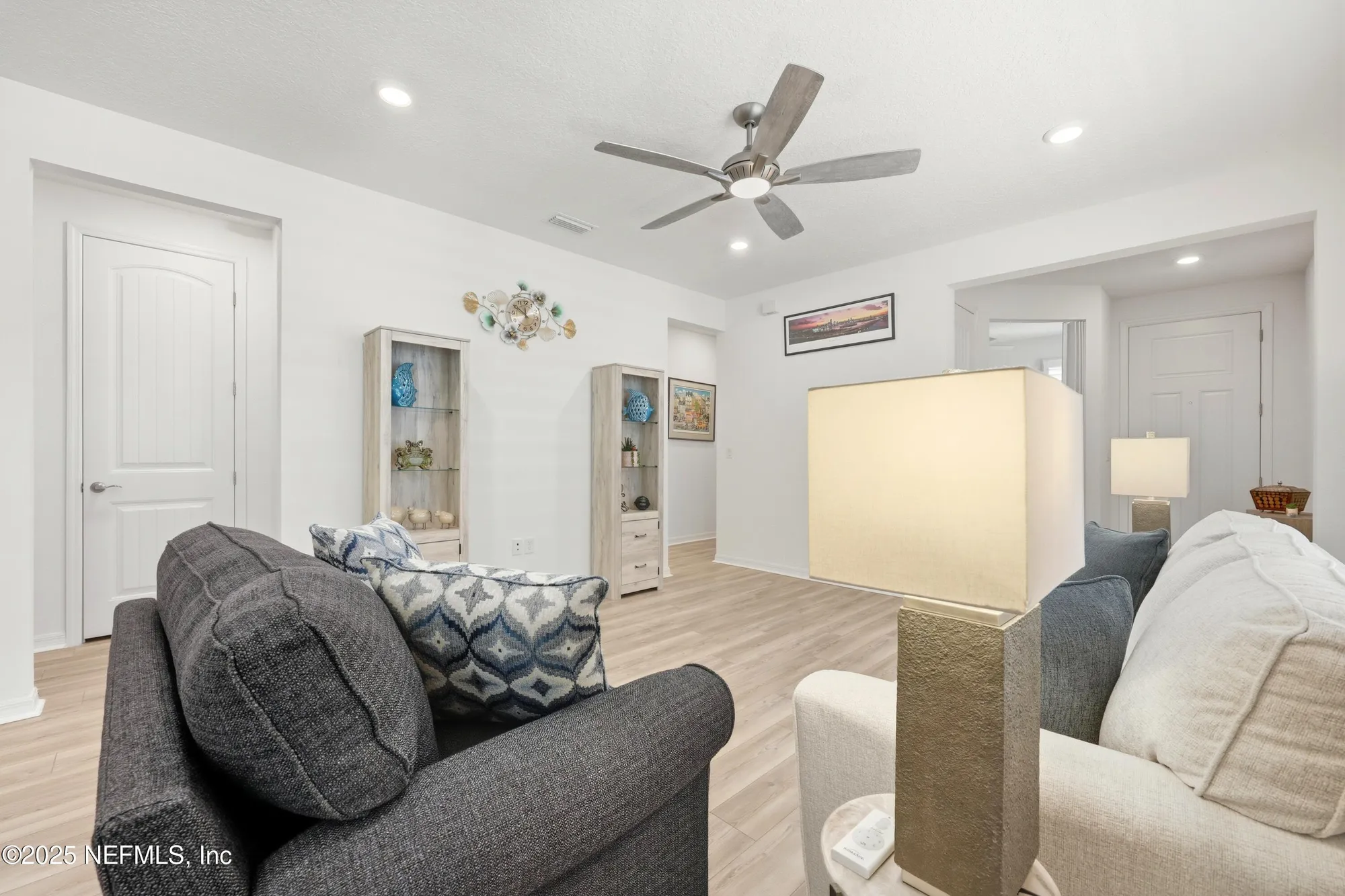 Property Slideshow image 8 of 68 | 11139 city front dr, Jacksonville, FL, 32256