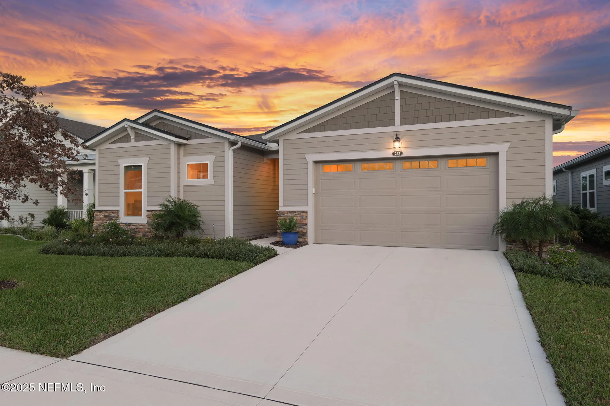 Property Slideshow image 1 of 68 | 253 pinellas way, St Johns, FL, 32259