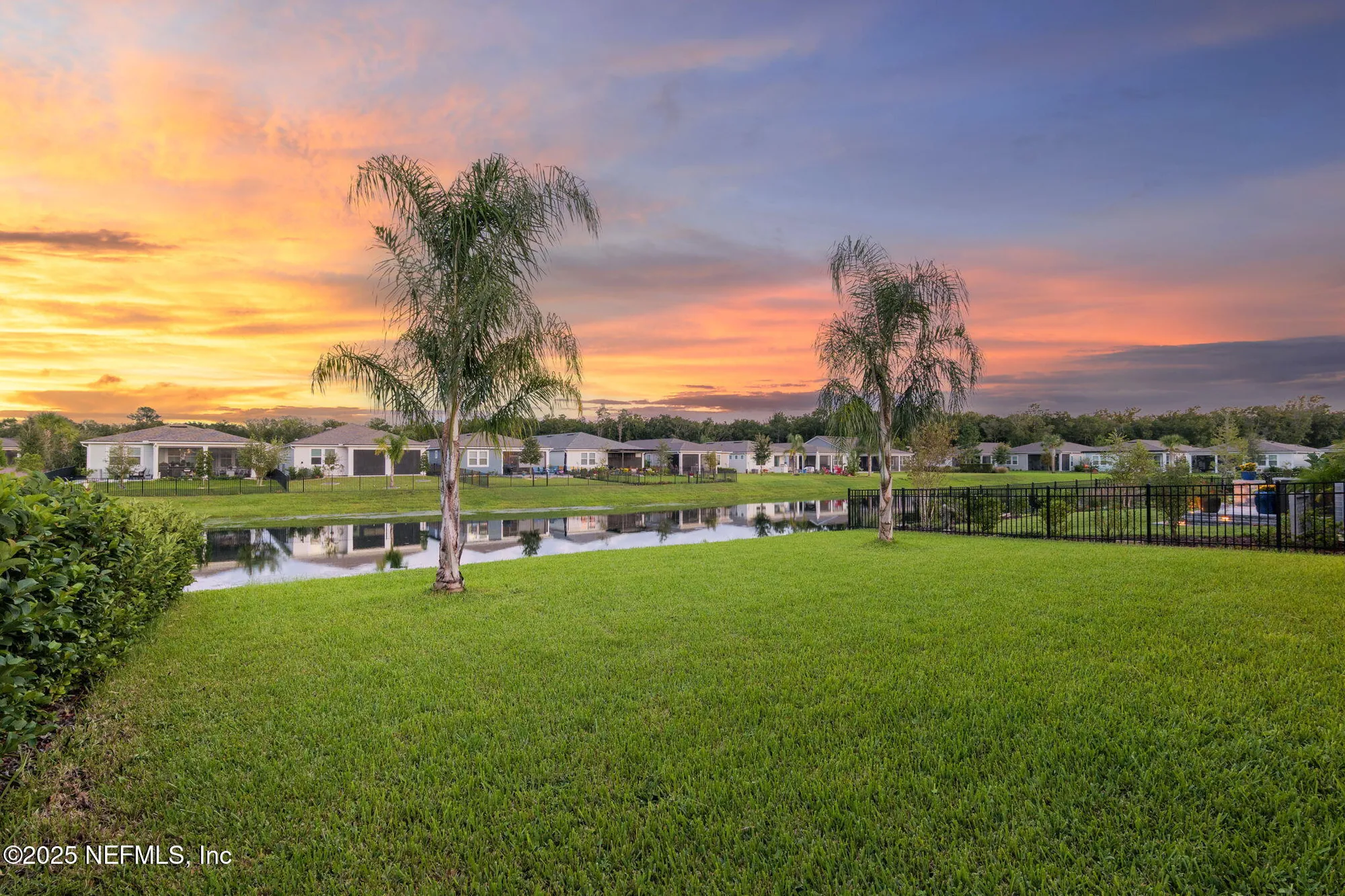Property Slideshow image 3 of 68 | 253 pinellas way, St Johns, FL, 32259