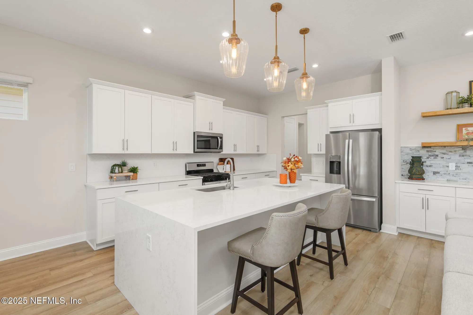 Property Slideshow image 5 of 68 | 253 pinellas way, St Johns, FL, 32259