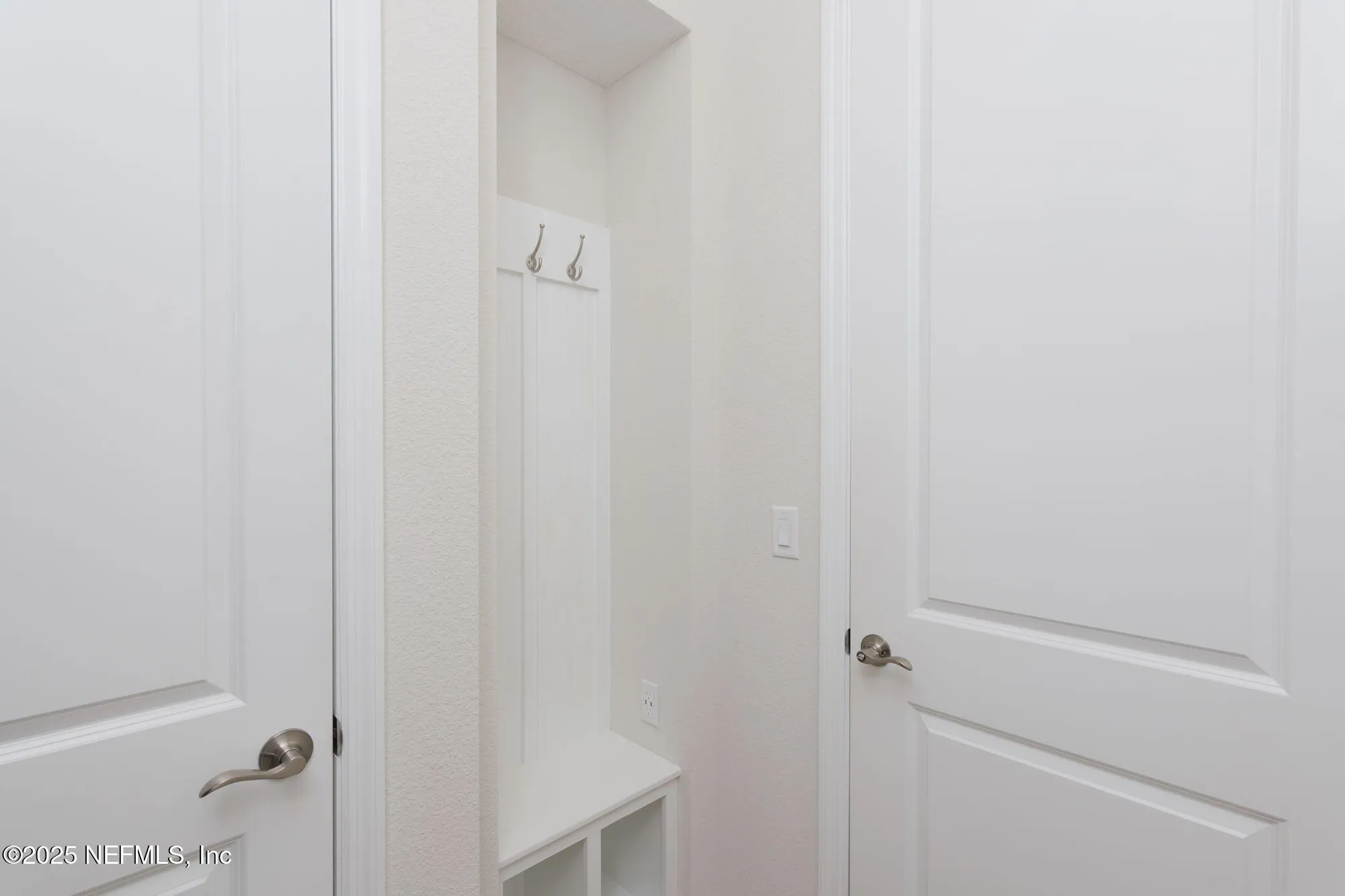 Property Slideshow image 25 of 68 | 253 pinellas way, St Johns, FL, 32259