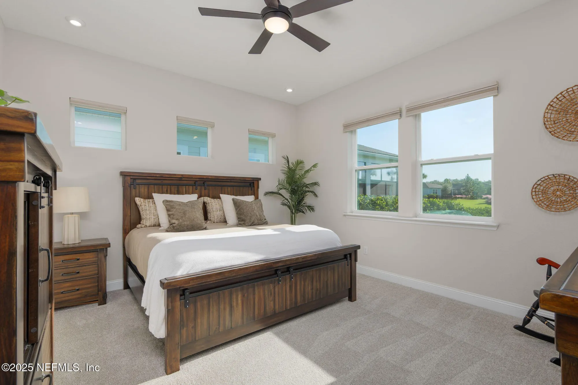 Property Slideshow image 14 of 68 | 253 pinellas way, St Johns, FL, 32259