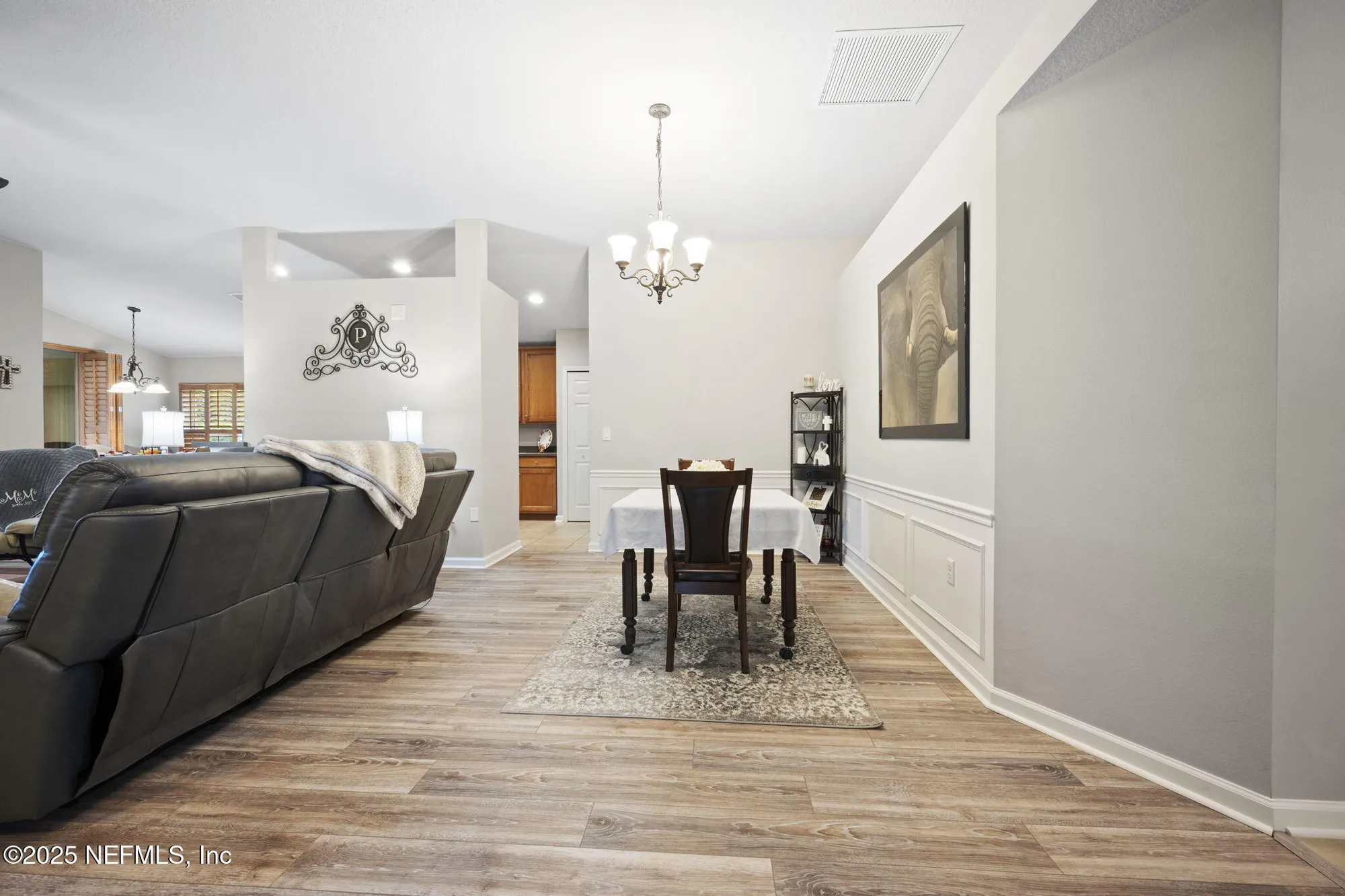 Property Slideshow image 5 of 39 | 9175 honeybee ln, Jacksonville, FL, 32256