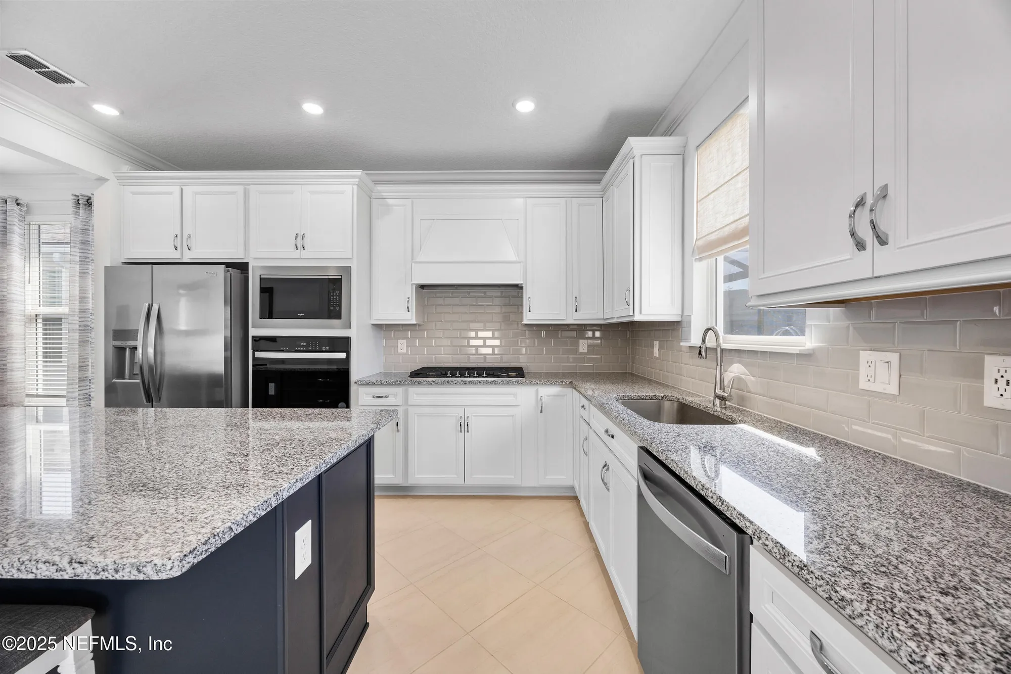 Property Slideshow image 14 of 42 | 722 cool breeze way, Yulee, FL, 32097