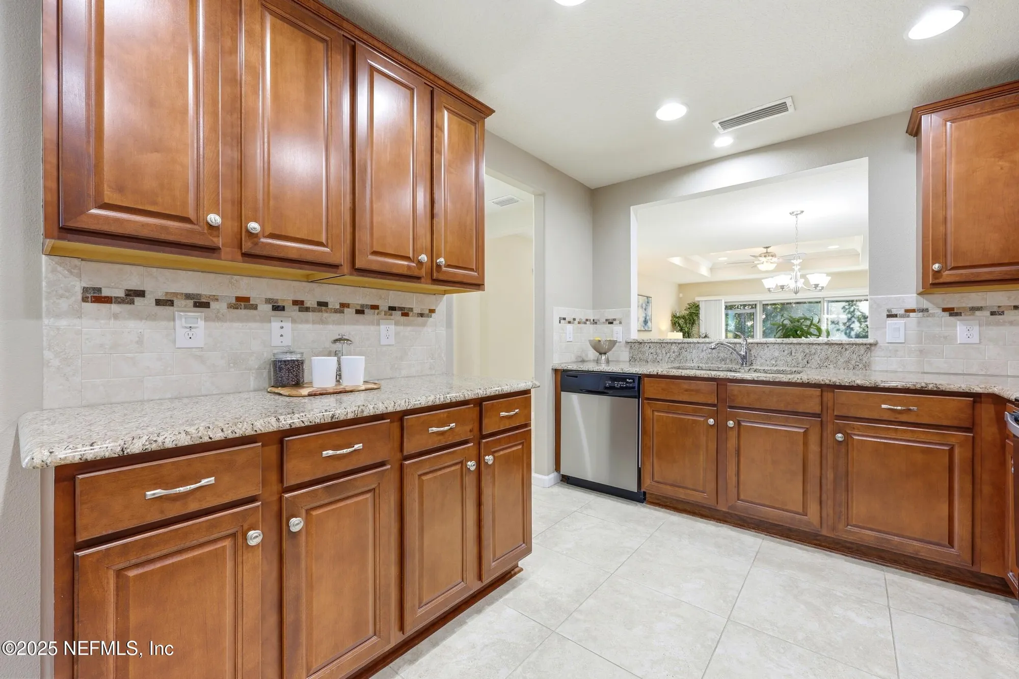 Property Slideshow image 16 of 91 | 132 cypress bay dr, Ponte Vedra, FL, 32081
