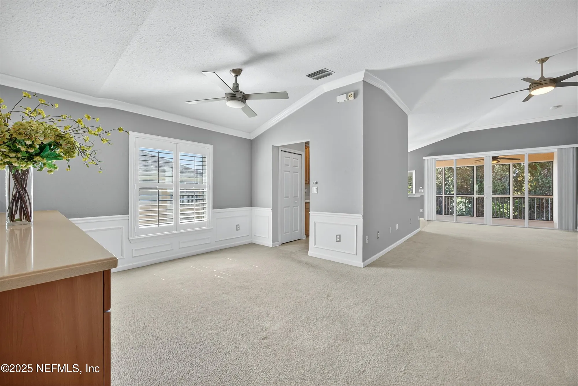 Property Slideshow image 11 of 44 | 8495 little swift cir 35a, Jacksonville, FL, 32256