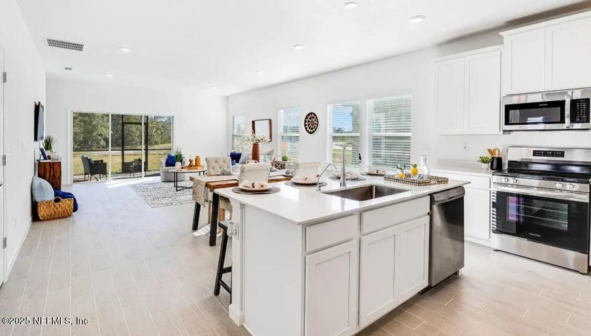 Property Slideshow image 15 of 26 | 3199 tupelo loop, Green Cove Springs, FL, 32043
