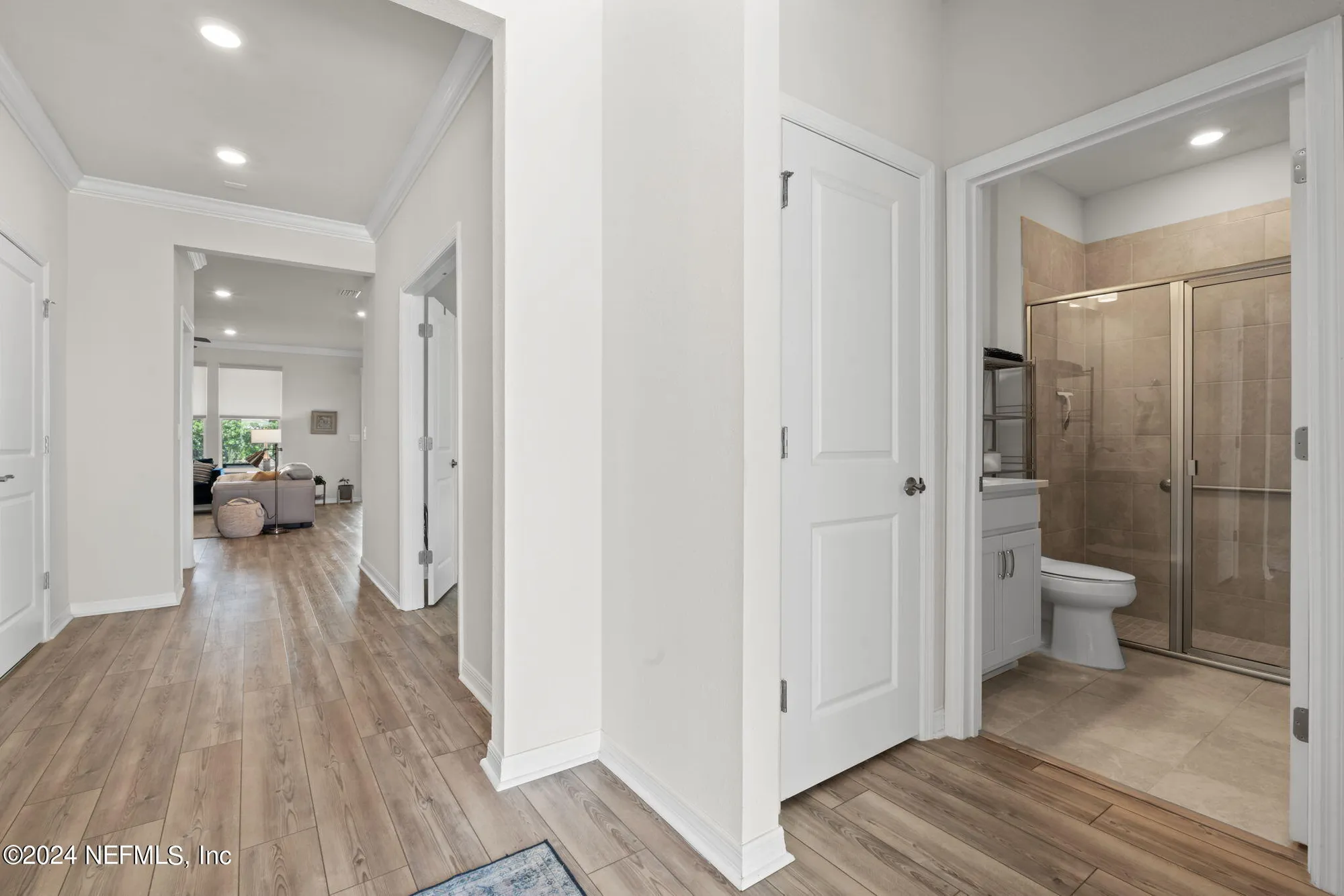Property Slideshow image 6 of 99 | 10810 kentworth way, Jacksonville, FL, 32256