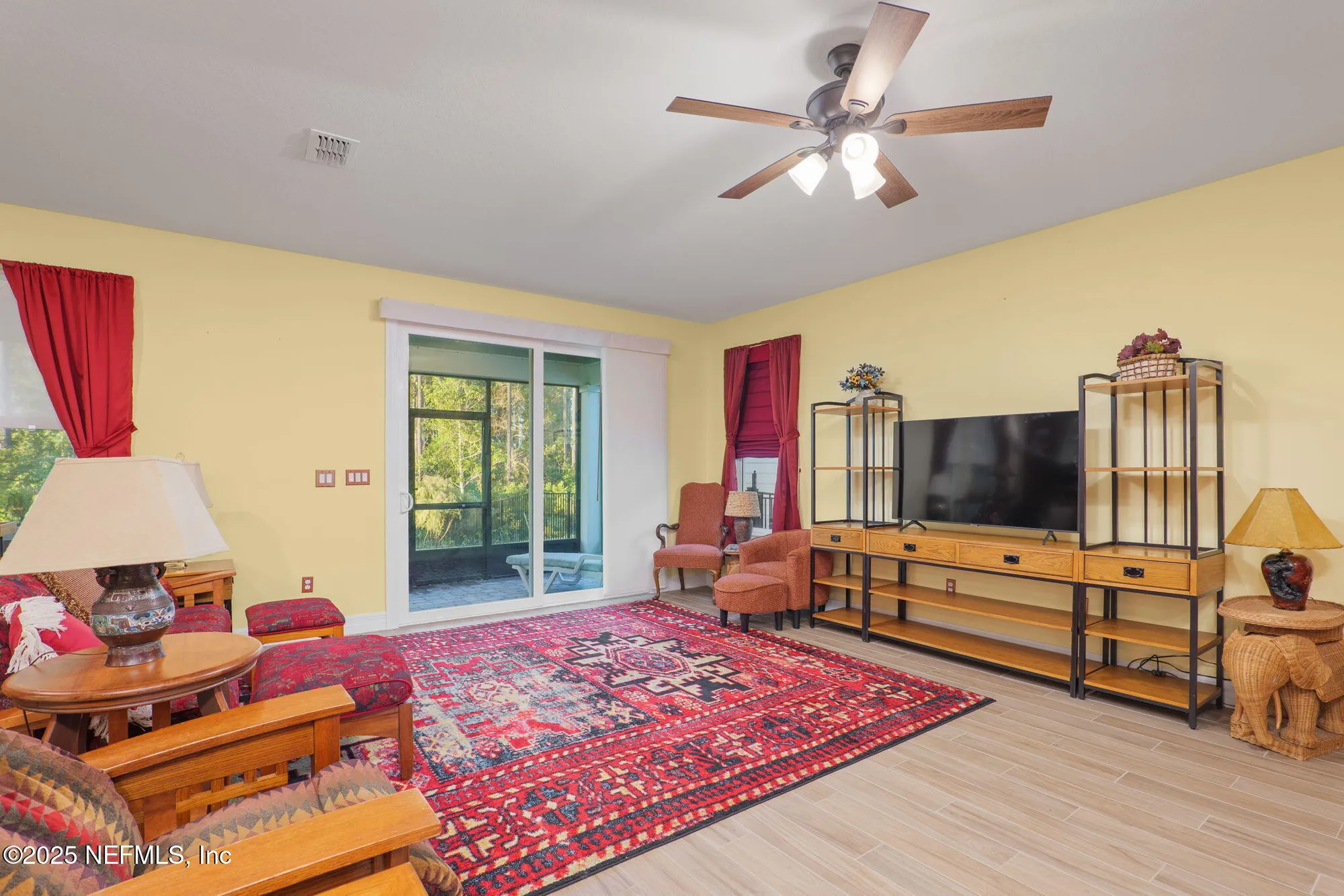 Property Slideshow image 9 of 27 | 408 del webb pkwy, Yulee, FL, 32097
