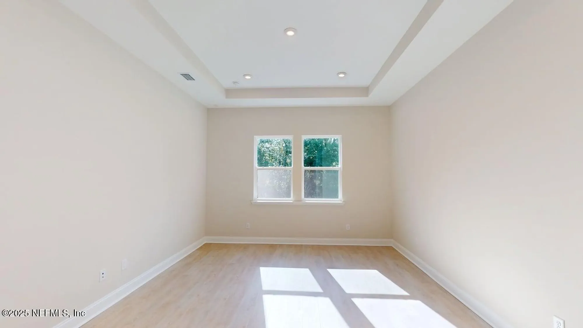 Property Slideshow image 10 of 67 | 384 pelton pl, St Johns, FL, 32259