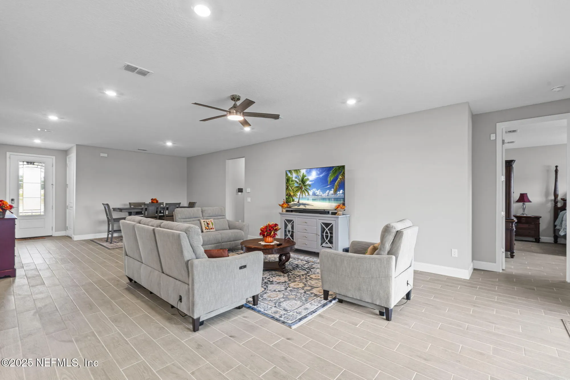 Property Slideshow image 12 of 68 | 2745 firelight ln, Green Cove Springs, FL, 32043