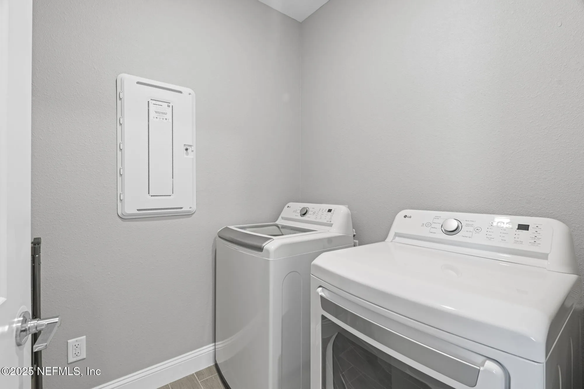 Property Slideshow image 34 of 68 | 2745 firelight ln, Green Cove Springs, FL, 32043