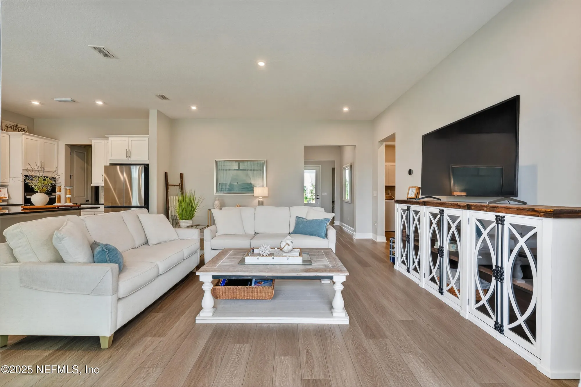 Property Slideshow image 13 of 53 | 412 ladyslipper dr, St Johns, FL, 32259