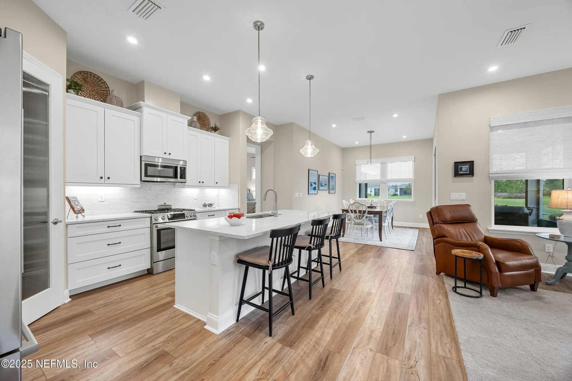 Property Slideshow image 9 of 51 | 44 pinellas way, St Johns, FL, 32259