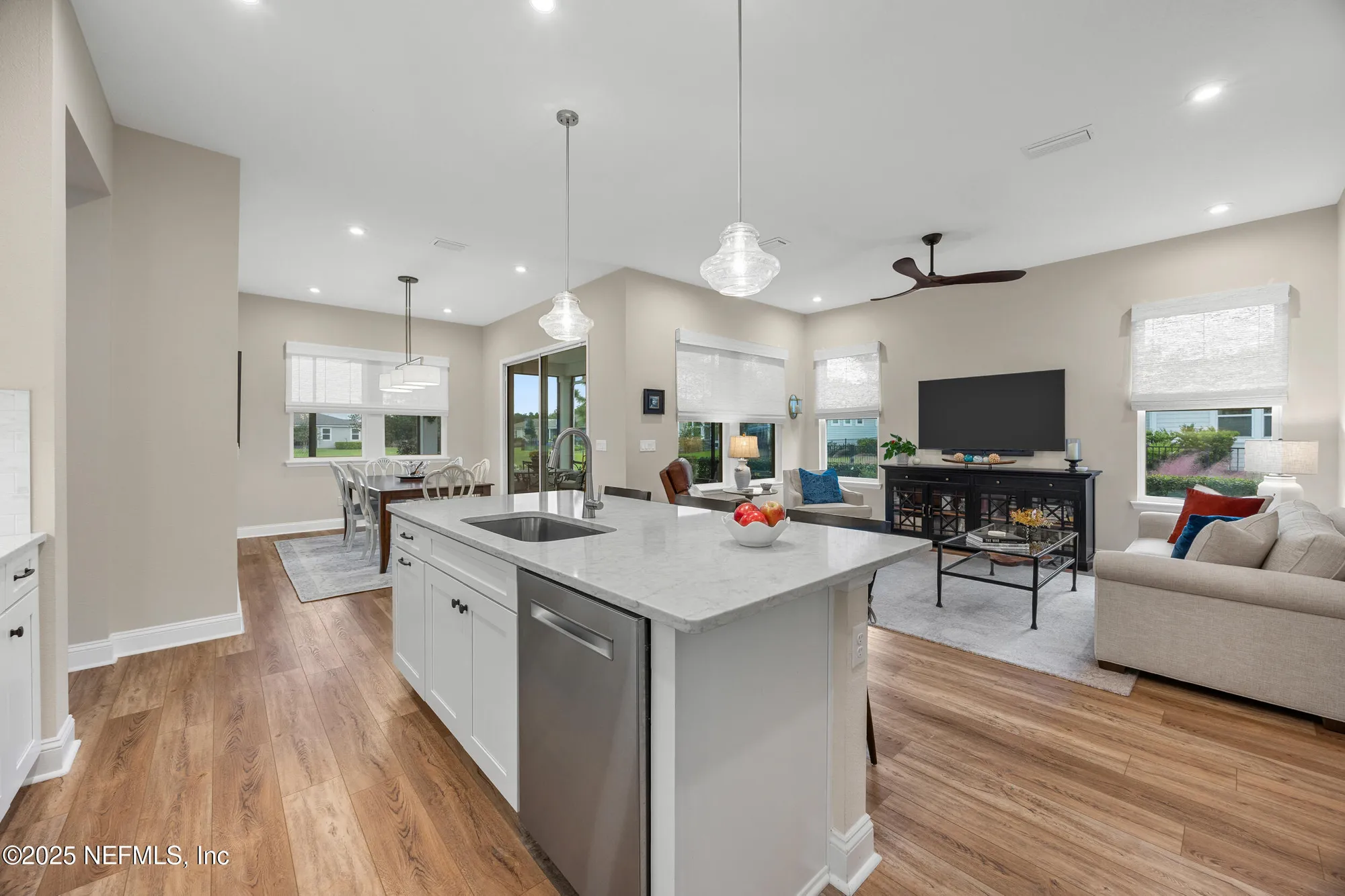 Property Slideshow image 12 of 51 | 44 pinellas way, St Johns, FL, 32259
