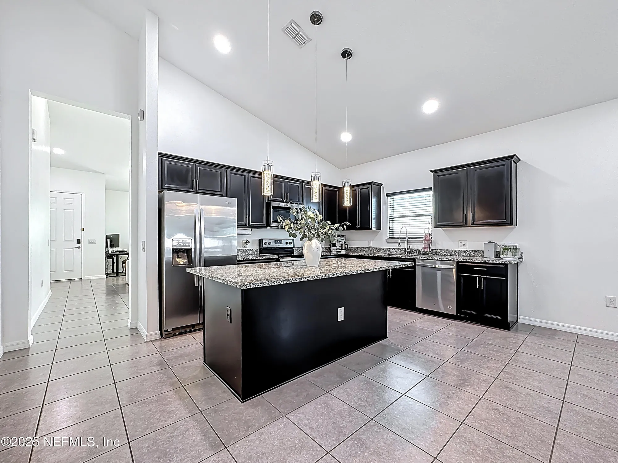 Property Slideshow image 11 of 32 | 3473 middlebrook pl, Harmony, FL, 34773