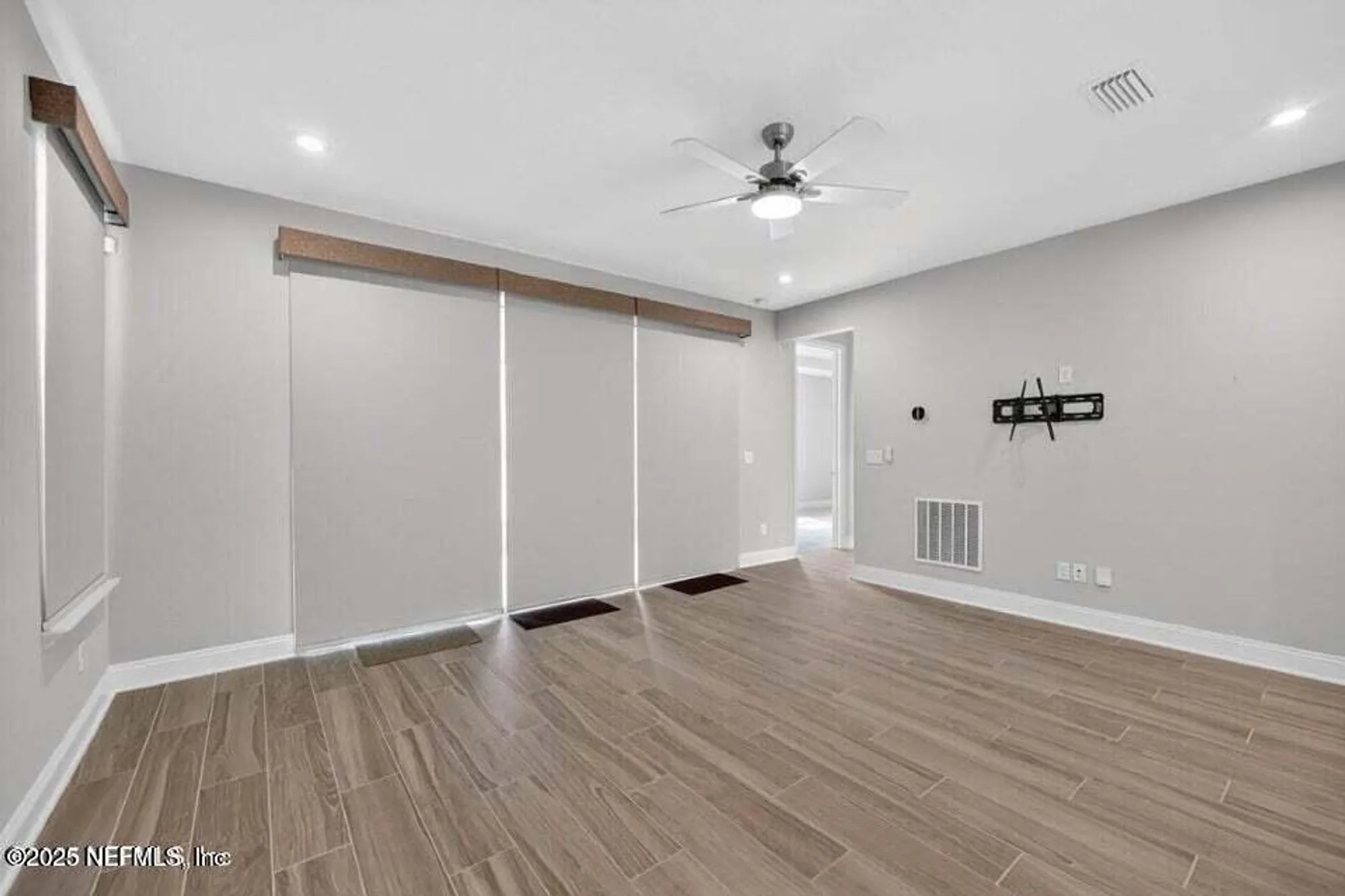 Property Slideshow image 12 of 23 | 97 kellet way, St Johns, FL, 32259