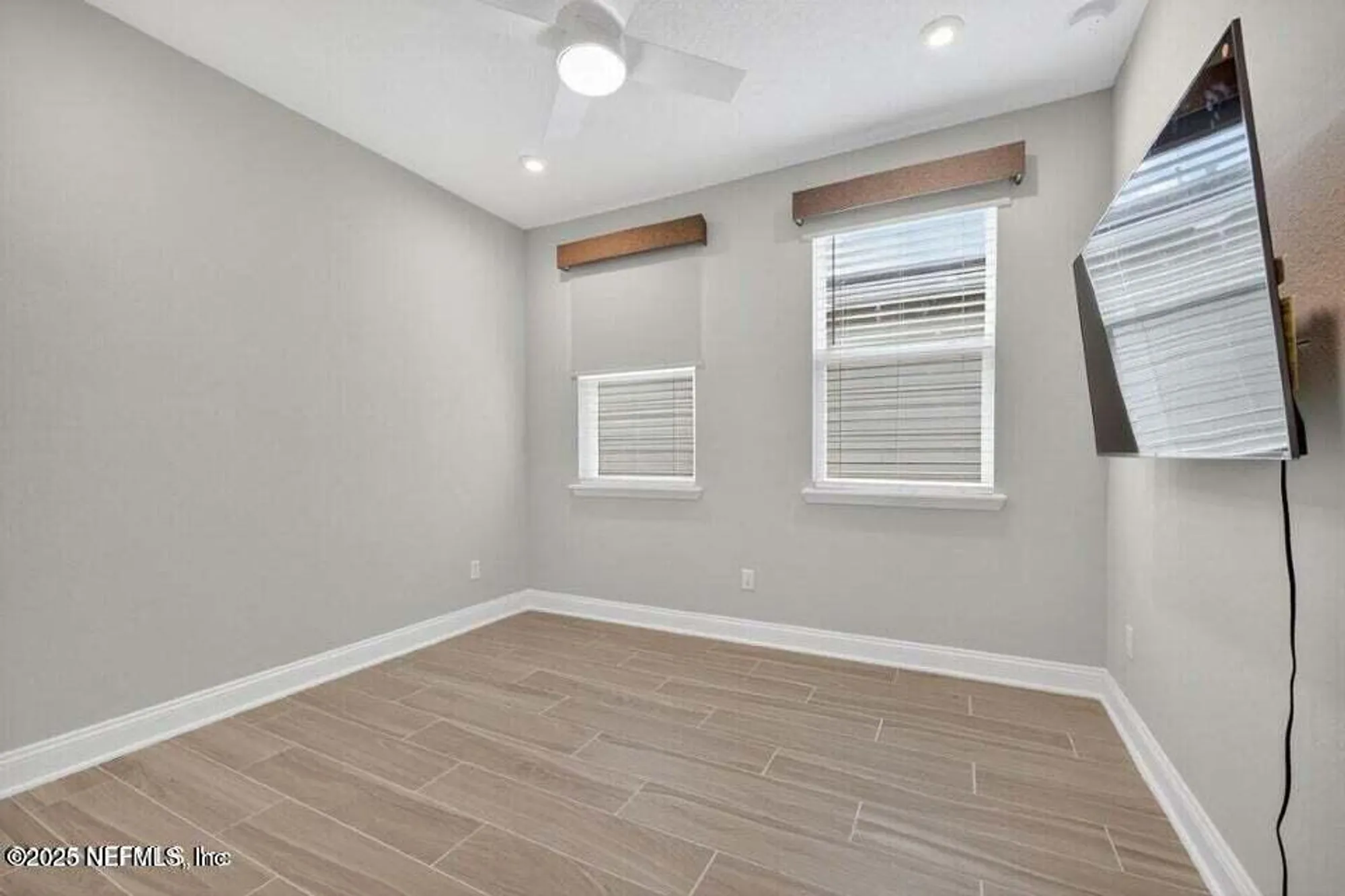 Property Slideshow image 13 of 23 | 97 kellet way, St Johns, FL, 32259