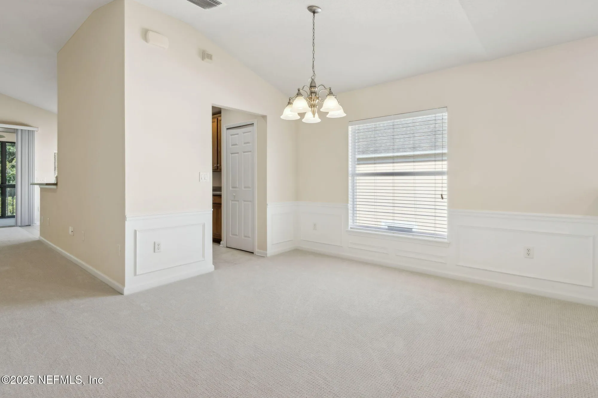 Property Slideshow image 7 of 76 | 8585 little swift cir, Jacksonville, FL, 32256