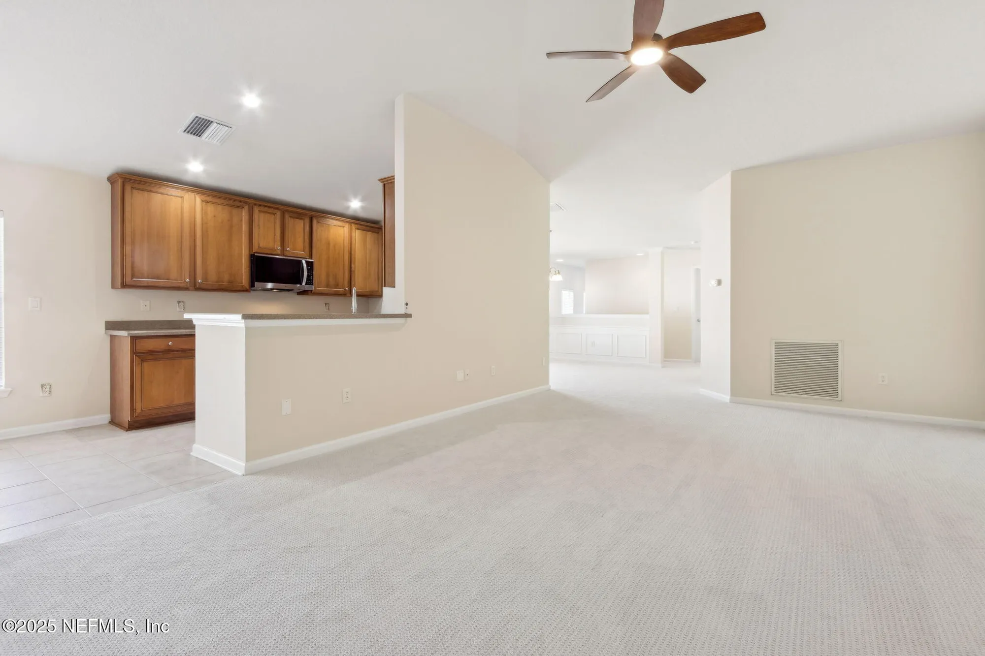 Property Slideshow image 9 of 76 | 8585 little swift cir, Jacksonville, FL, 32256