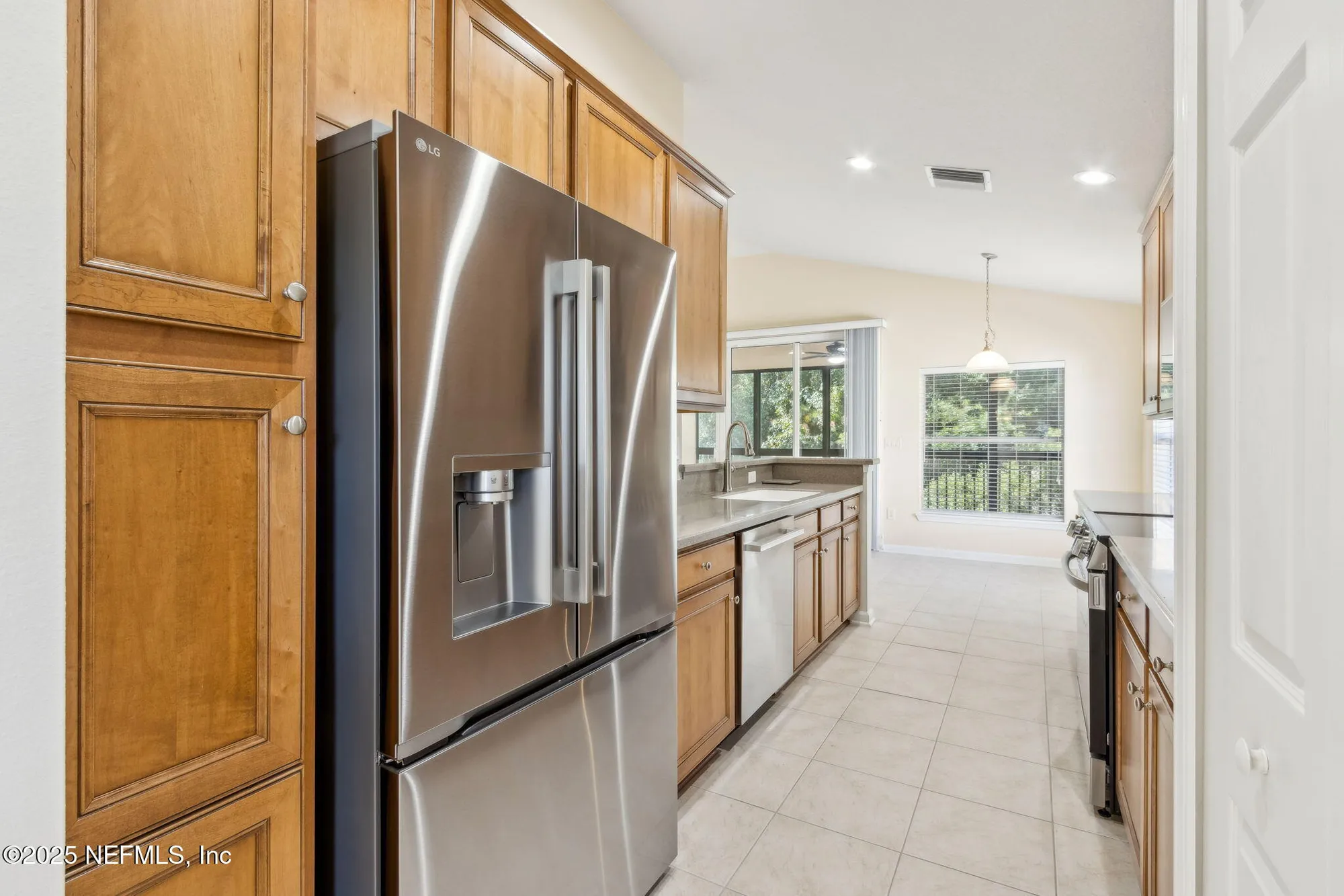 Property Slideshow image 12 of 76 | 8585 little swift cir, Jacksonville, FL, 32256