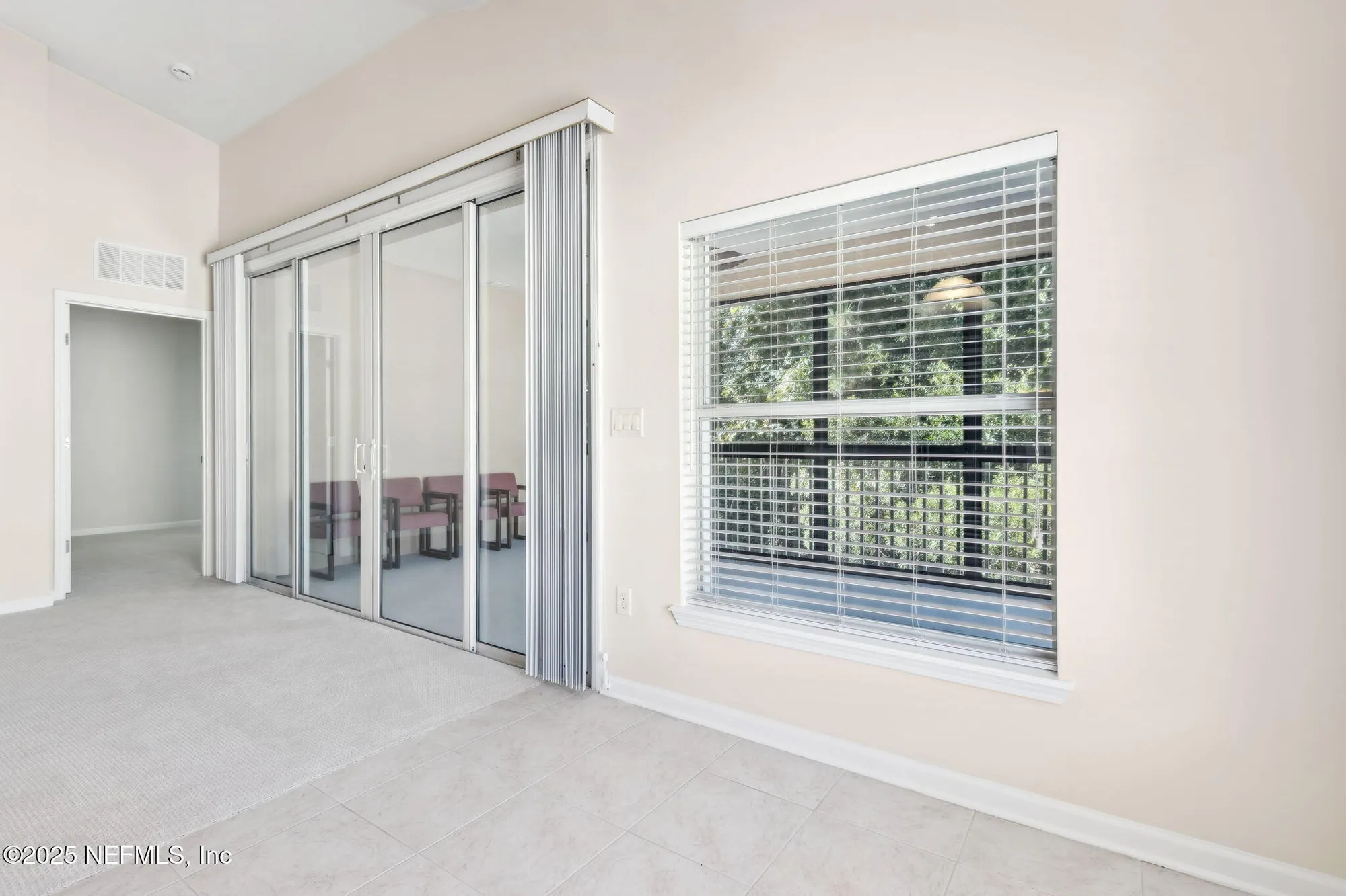 Property Slideshow image 19 of 76 | 8585 little swift cir, Jacksonville, FL, 32256