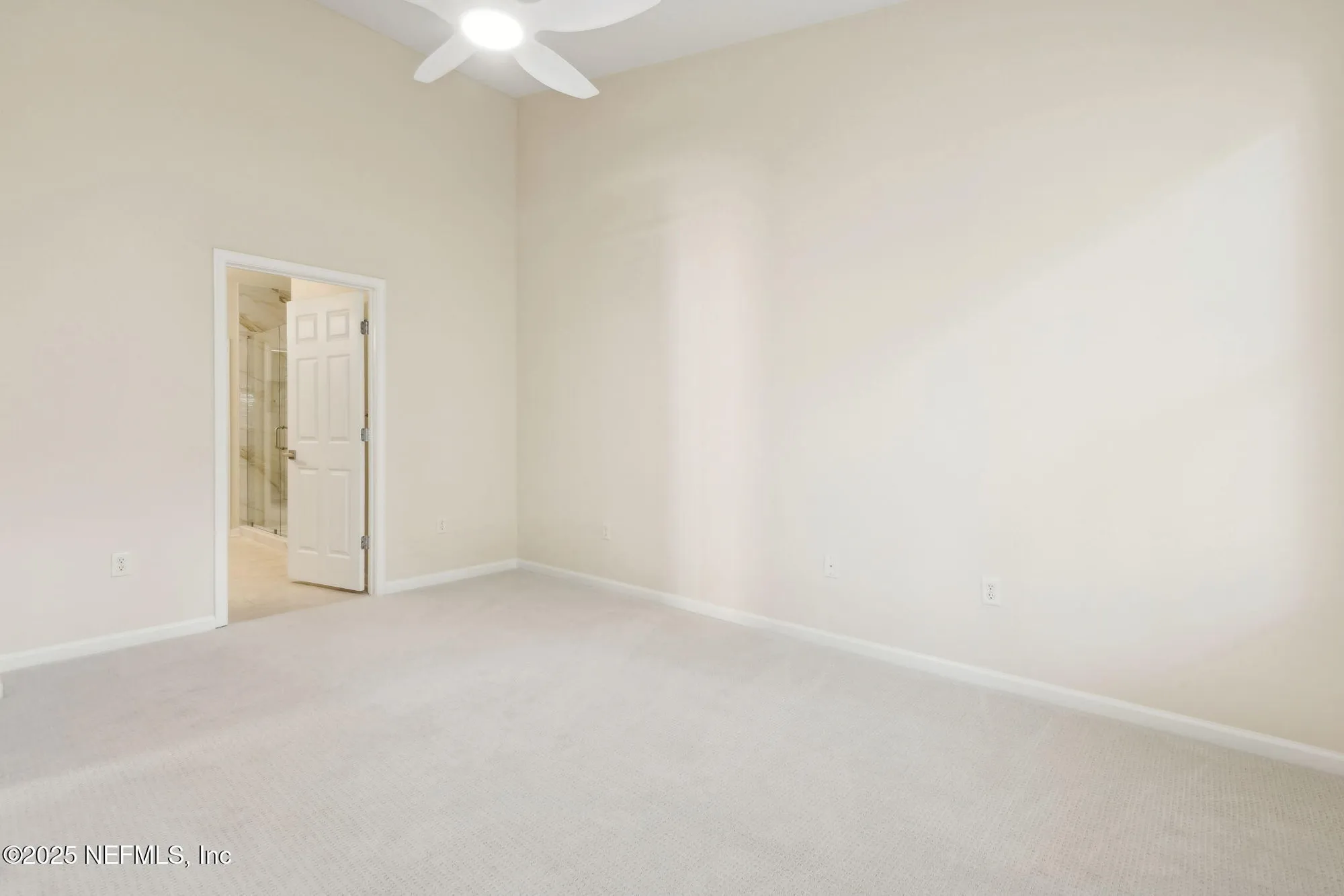 Property Slideshow image 21 of 76 | 8585 little swift cir, Jacksonville, FL, 32256
