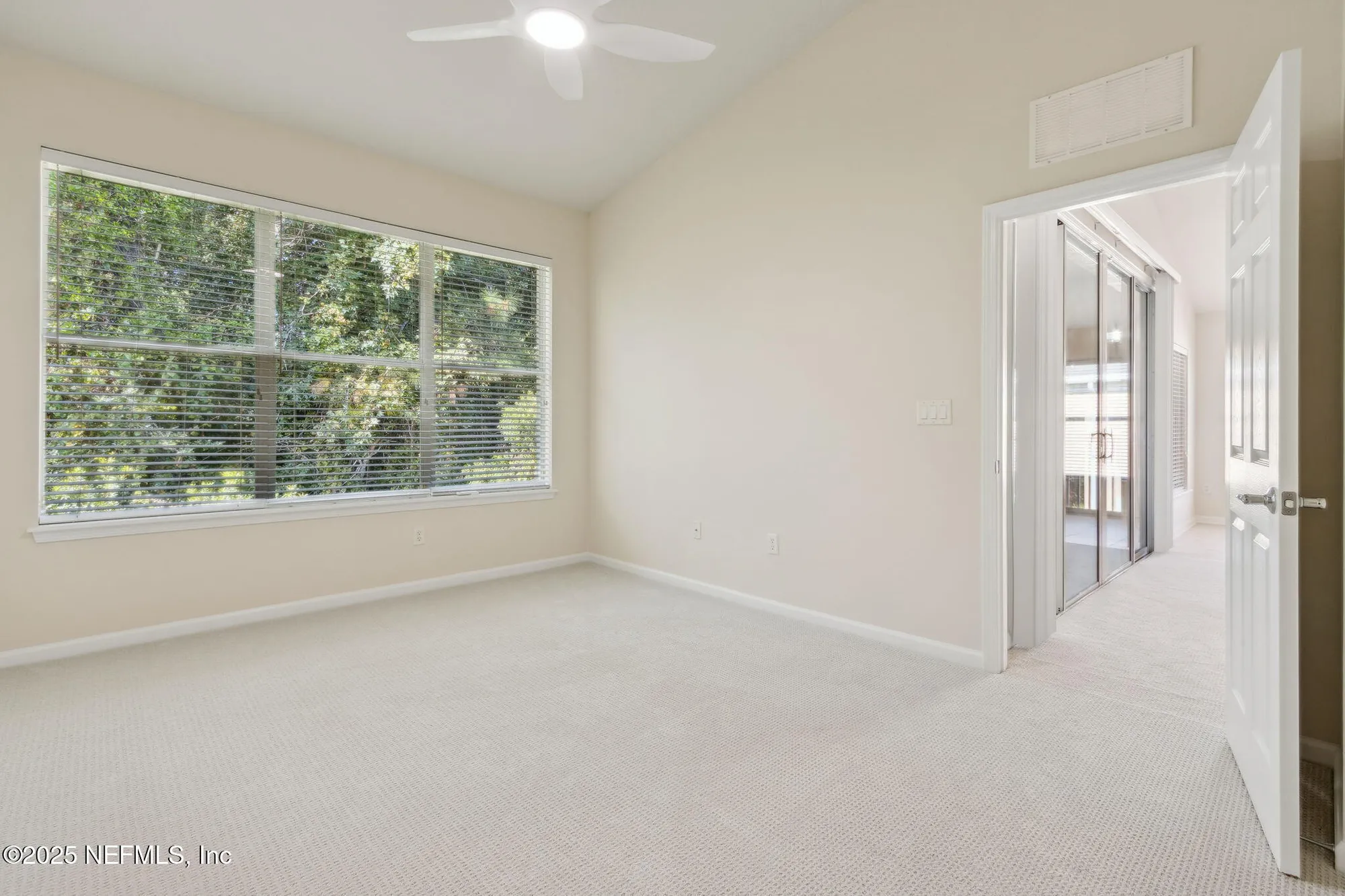 Property Slideshow image 23 of 76 | 8585 little swift cir, Jacksonville, FL, 32256