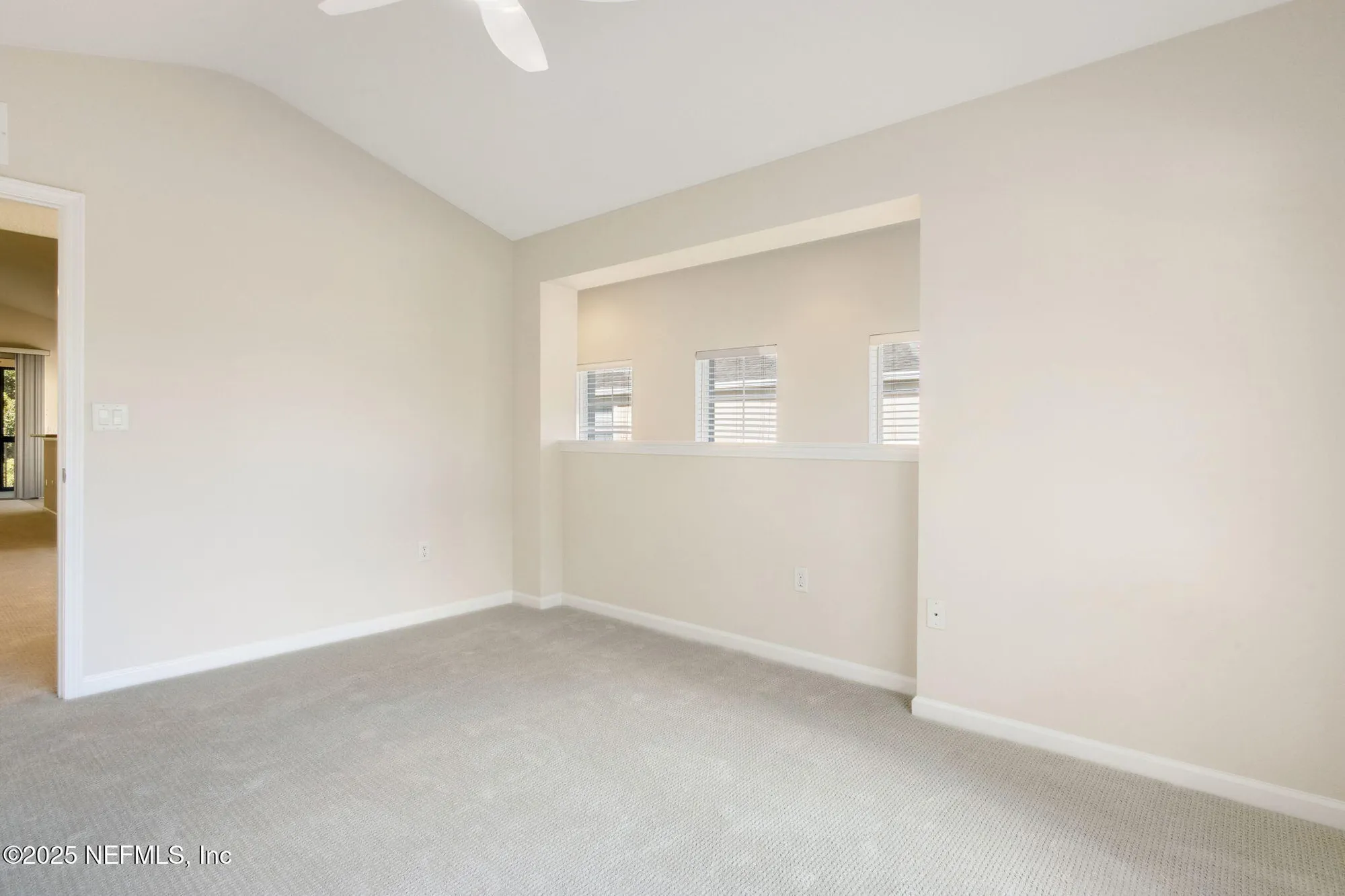 Property Slideshow image 27 of 76 | 8585 little swift cir, Jacksonville, FL, 32256