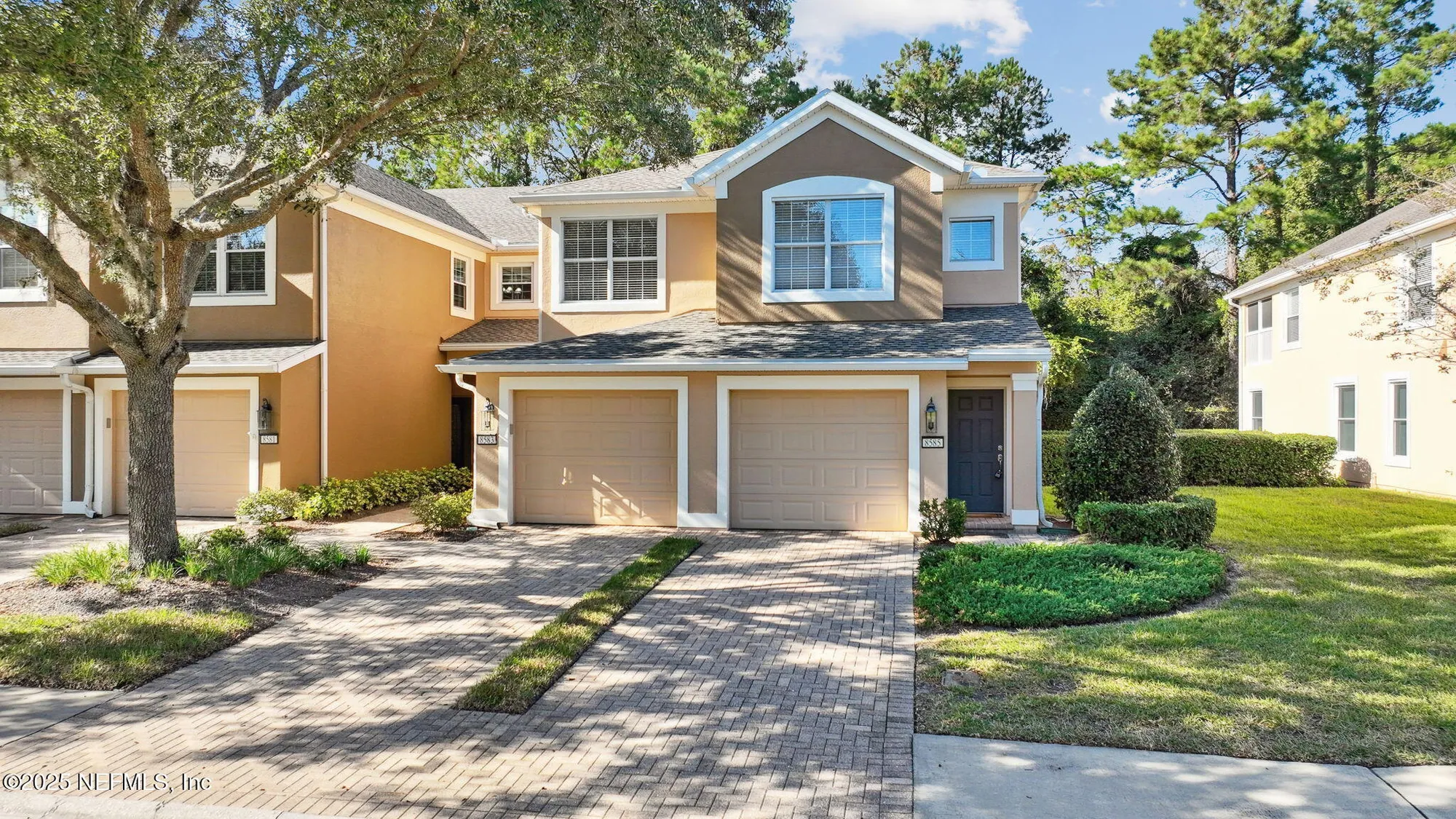Property Slideshow image 1 of 76 | 8585 little swift cir, Jacksonville, FL, 32256