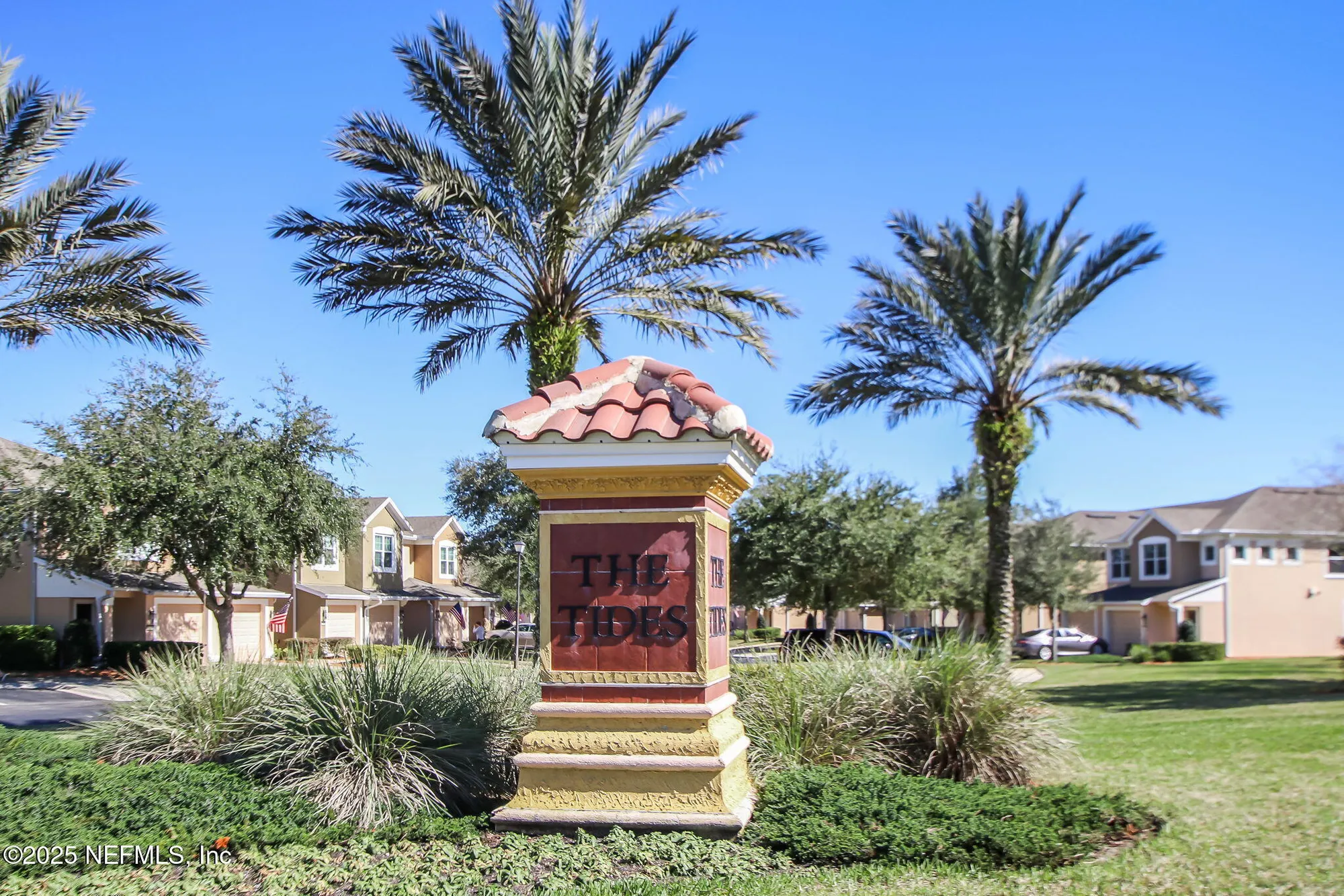 Property Slideshow image 48 of 76 | 8585 little swift cir, Jacksonville, FL, 32256