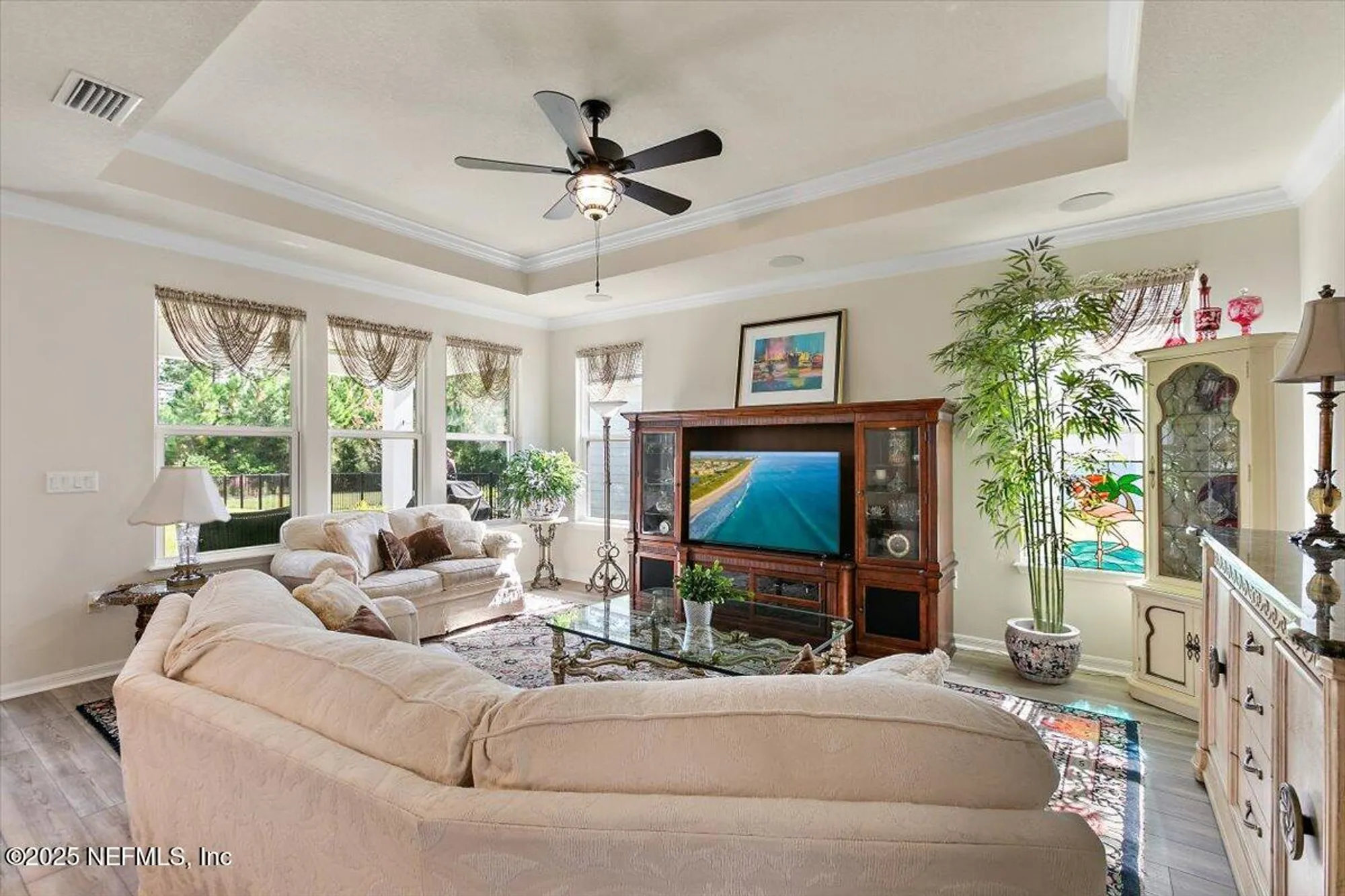 Property Slideshow image 5 of 25 | 10820 town view dr, Jacksonville, FL, 32256