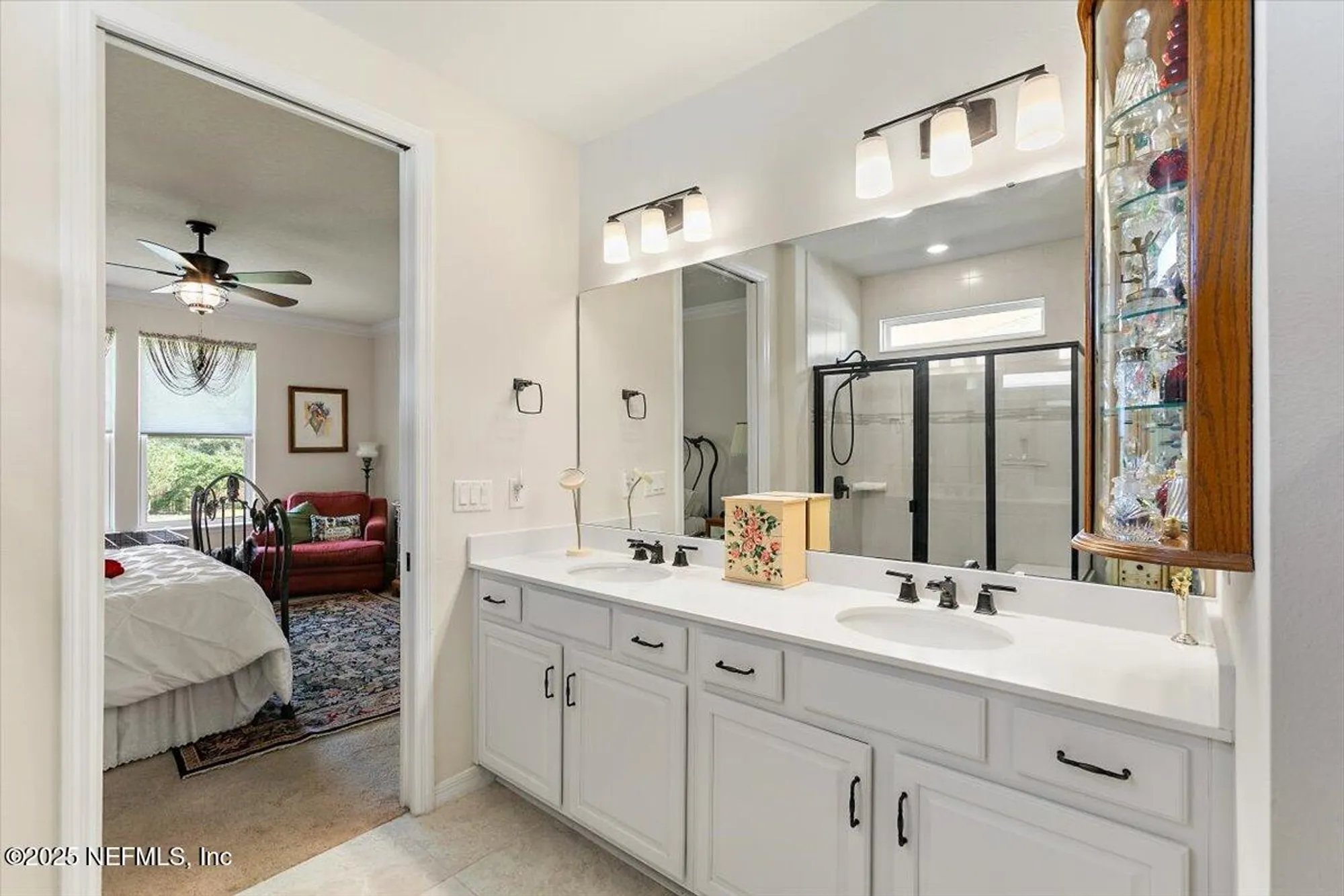 Property Slideshow image 12 of 25 | 10820 town view dr, Jacksonville, FL, 32256